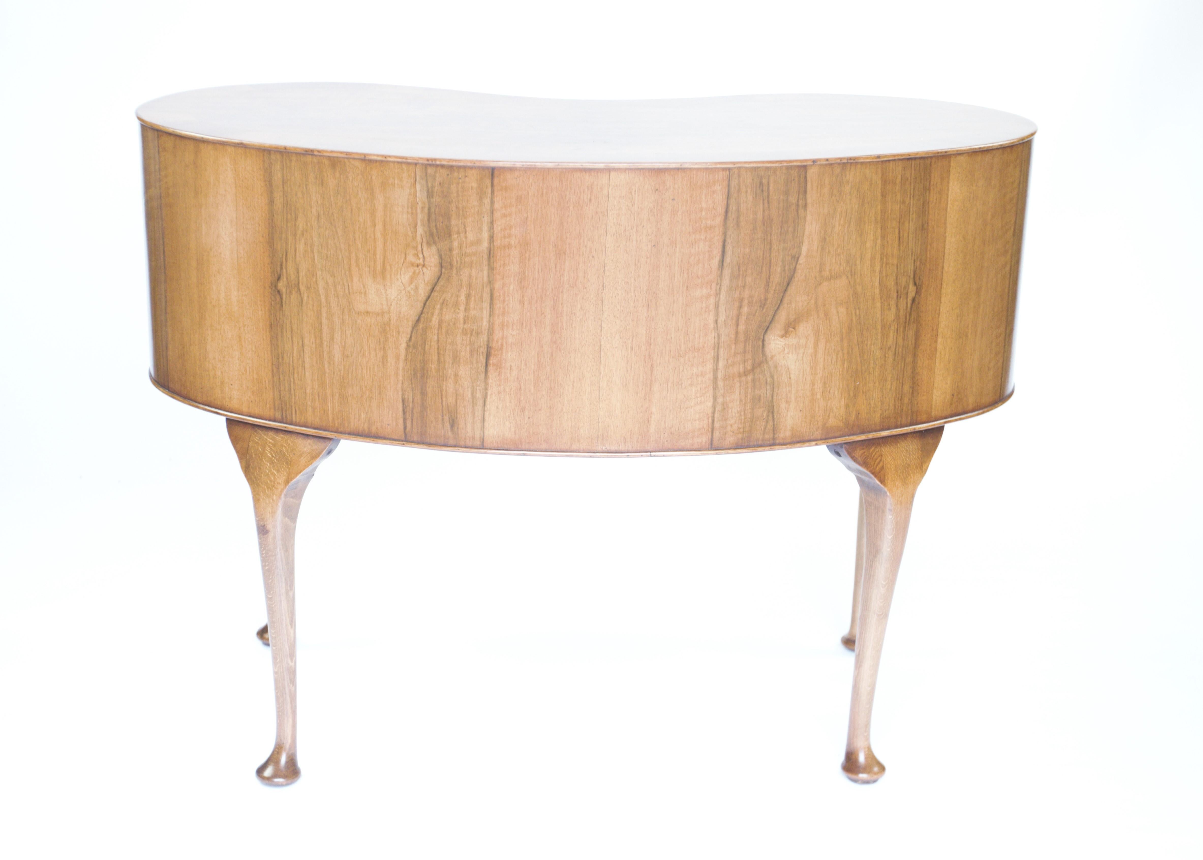 Queen Anne style Burr Walnut Dressing Table circa 1930s 4