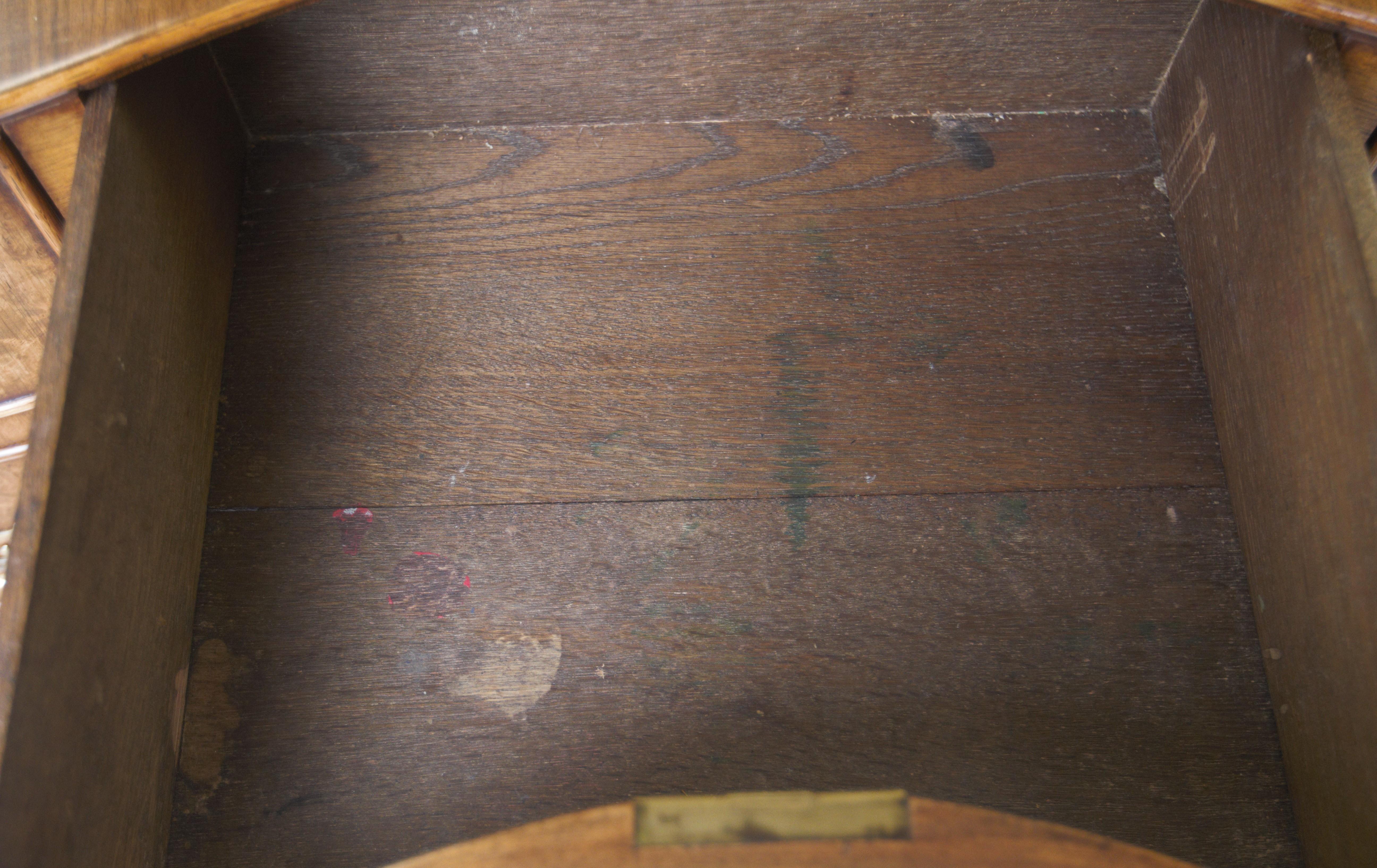 Mid-20th Century Queen Anne style Burr Walnut Dressing Table circa 1930s