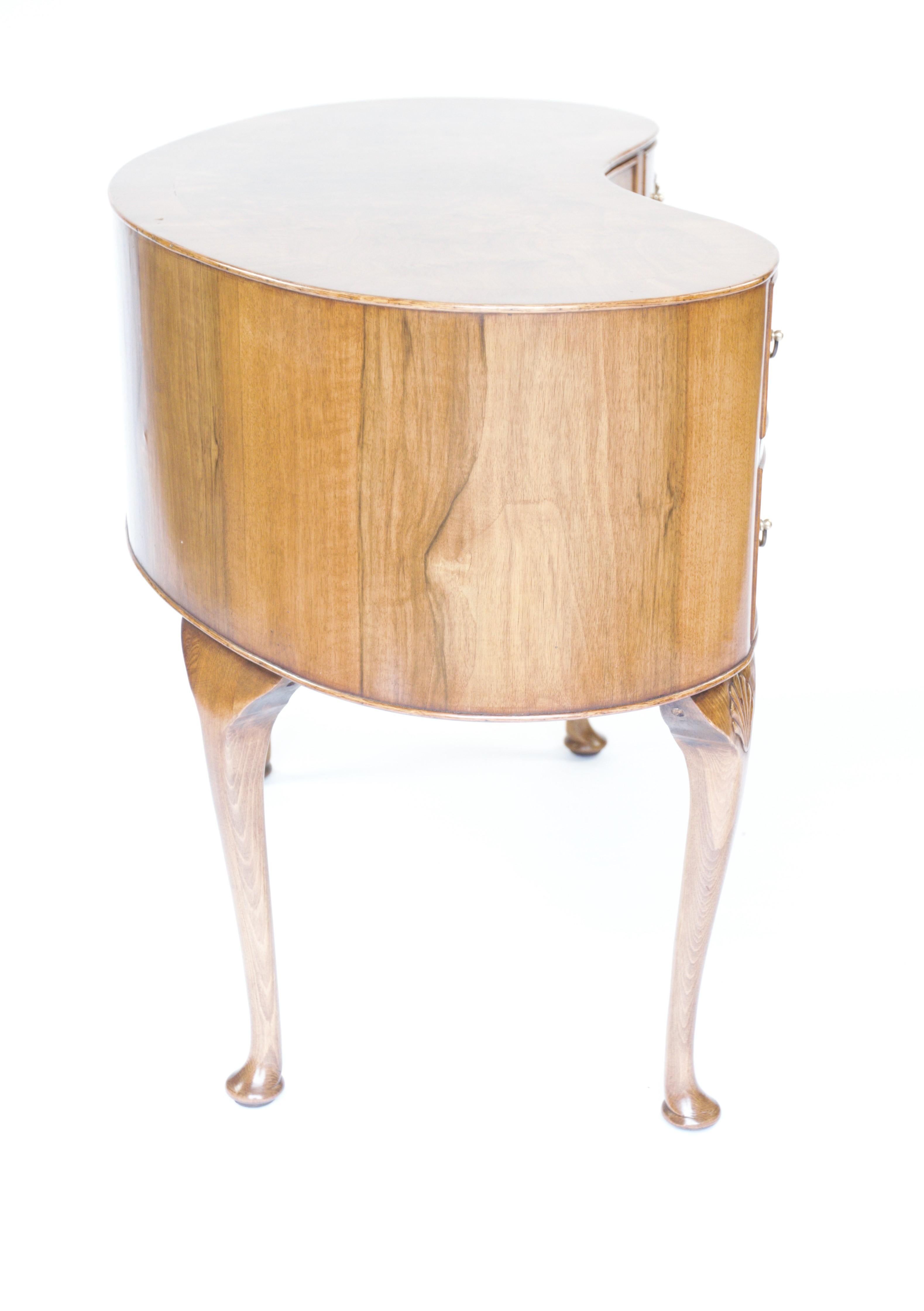 Queen Anne style Burr Walnut Dressing Table circa 1930s 3