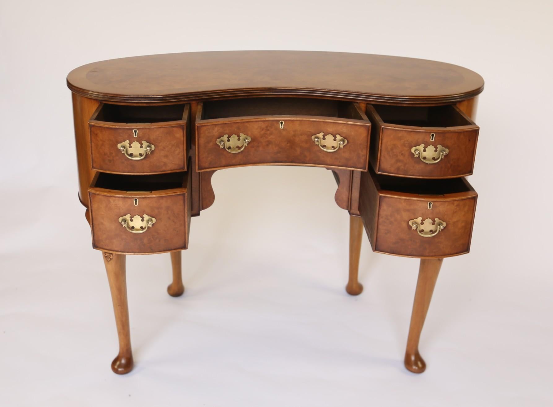 British Queen Anne Style Burr Walnut Dressing table with stool 1930s