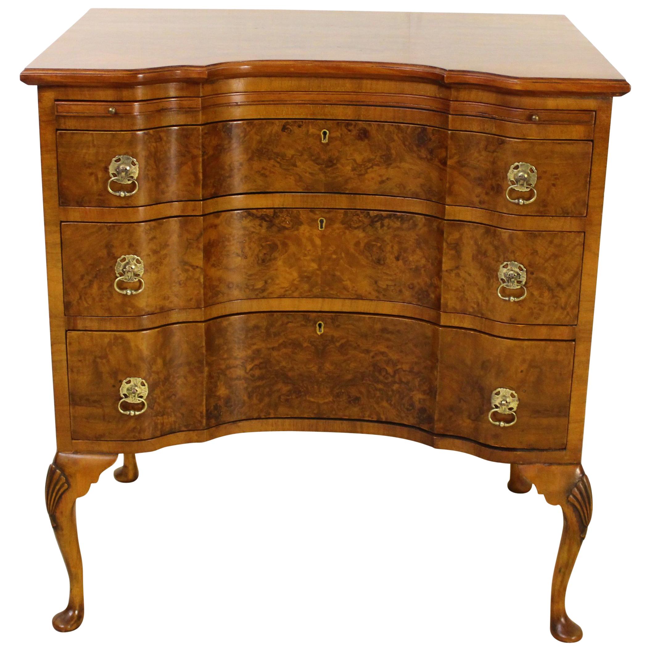 Queen Anne Case Pieces and Storage Cabinets - 148 For Sale at 1stdibs