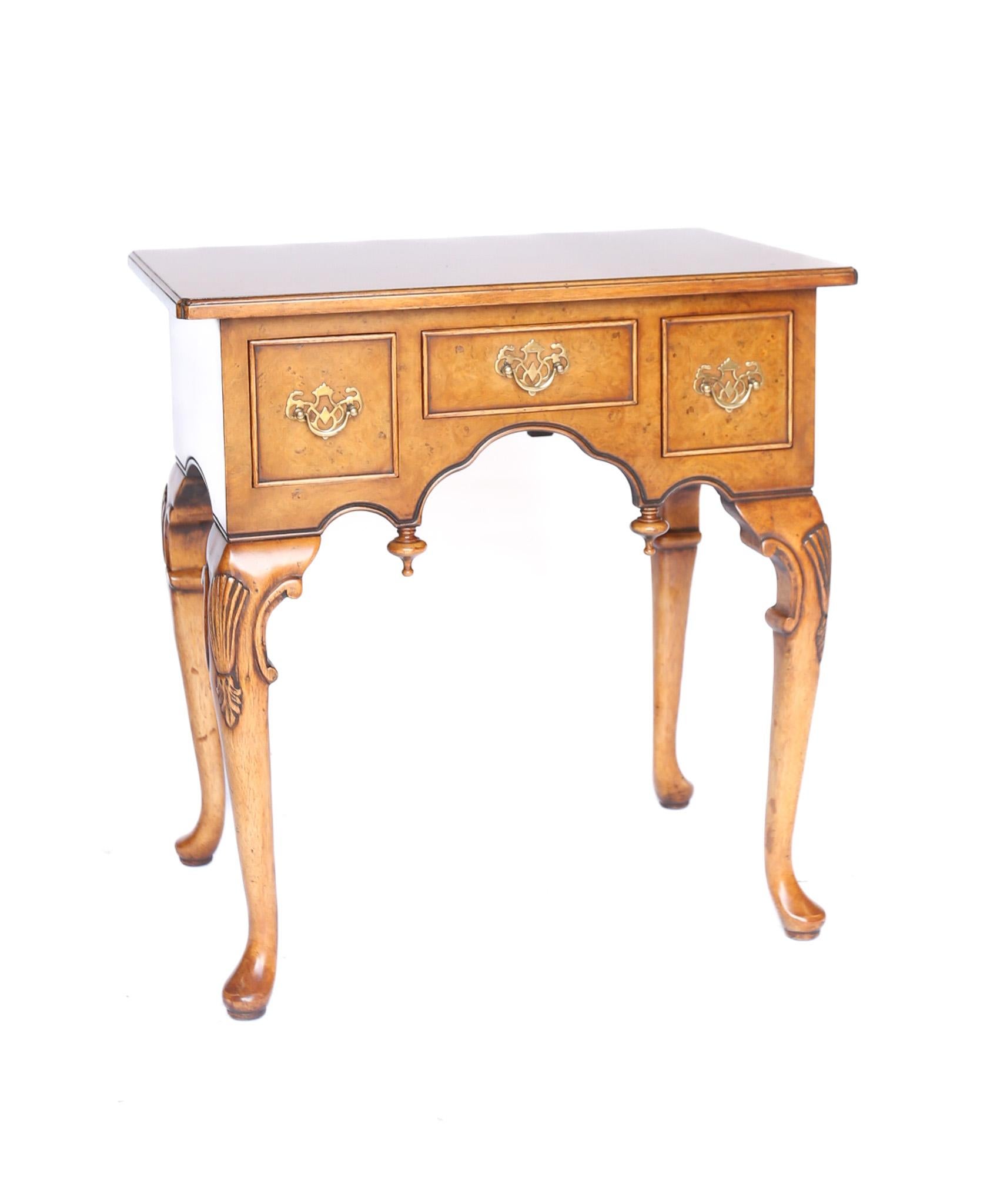 Queen Anne style  Burr Walnut  small dressing table circa 1930s For Sale 3