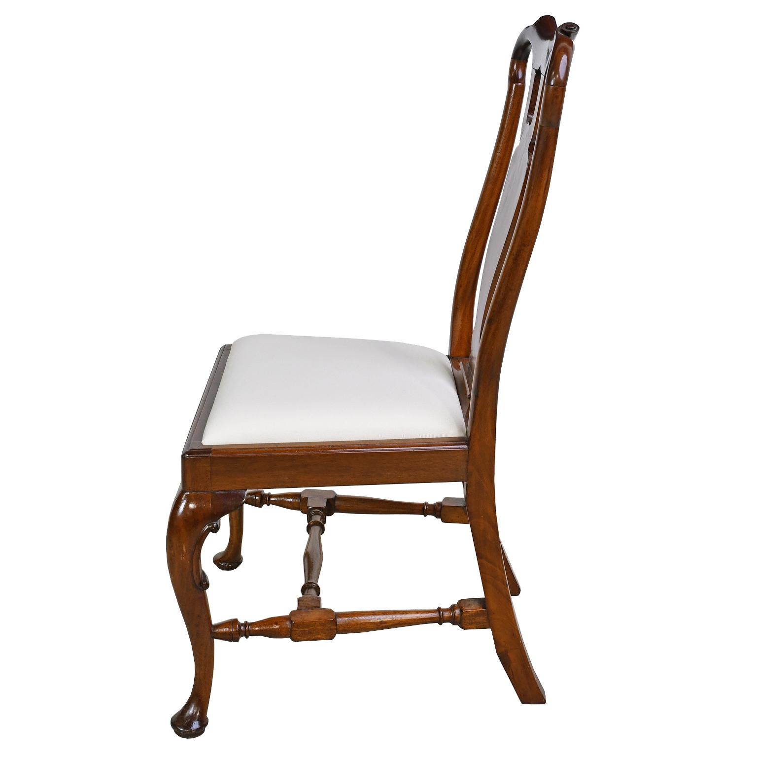 fiddle back chair