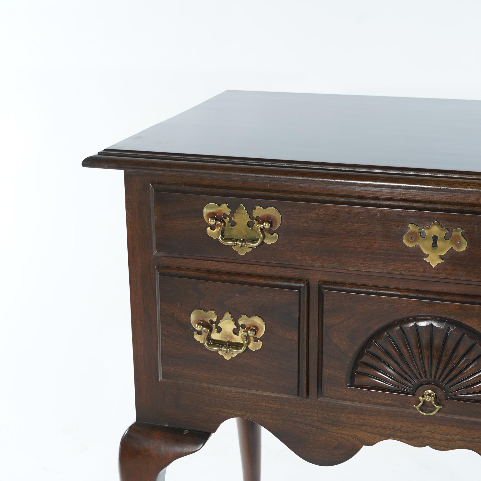 Queen Anne Style Fan Carved Cherry Lowboy By Harden, 20th C In Good Condition In Big Flats, NY