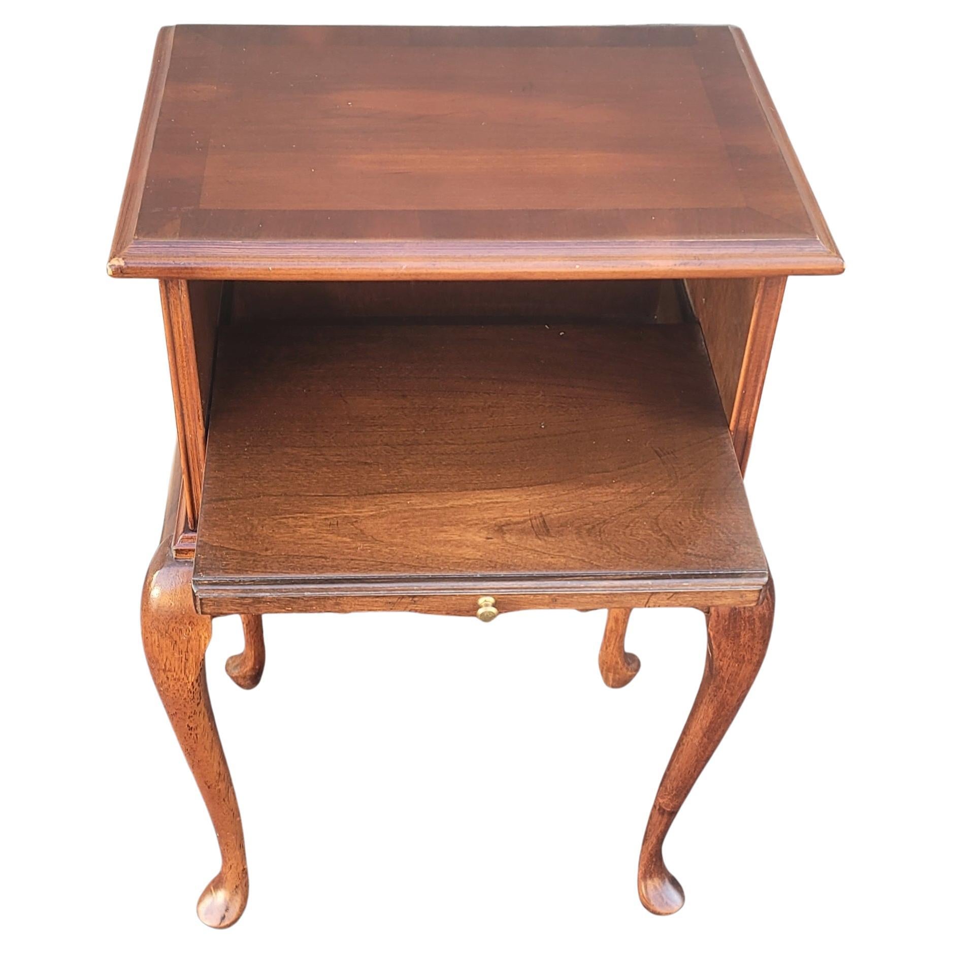 Woodwork Queen Anne Style Lamp Table Candle Stand with Pull-Out Tray For Sale