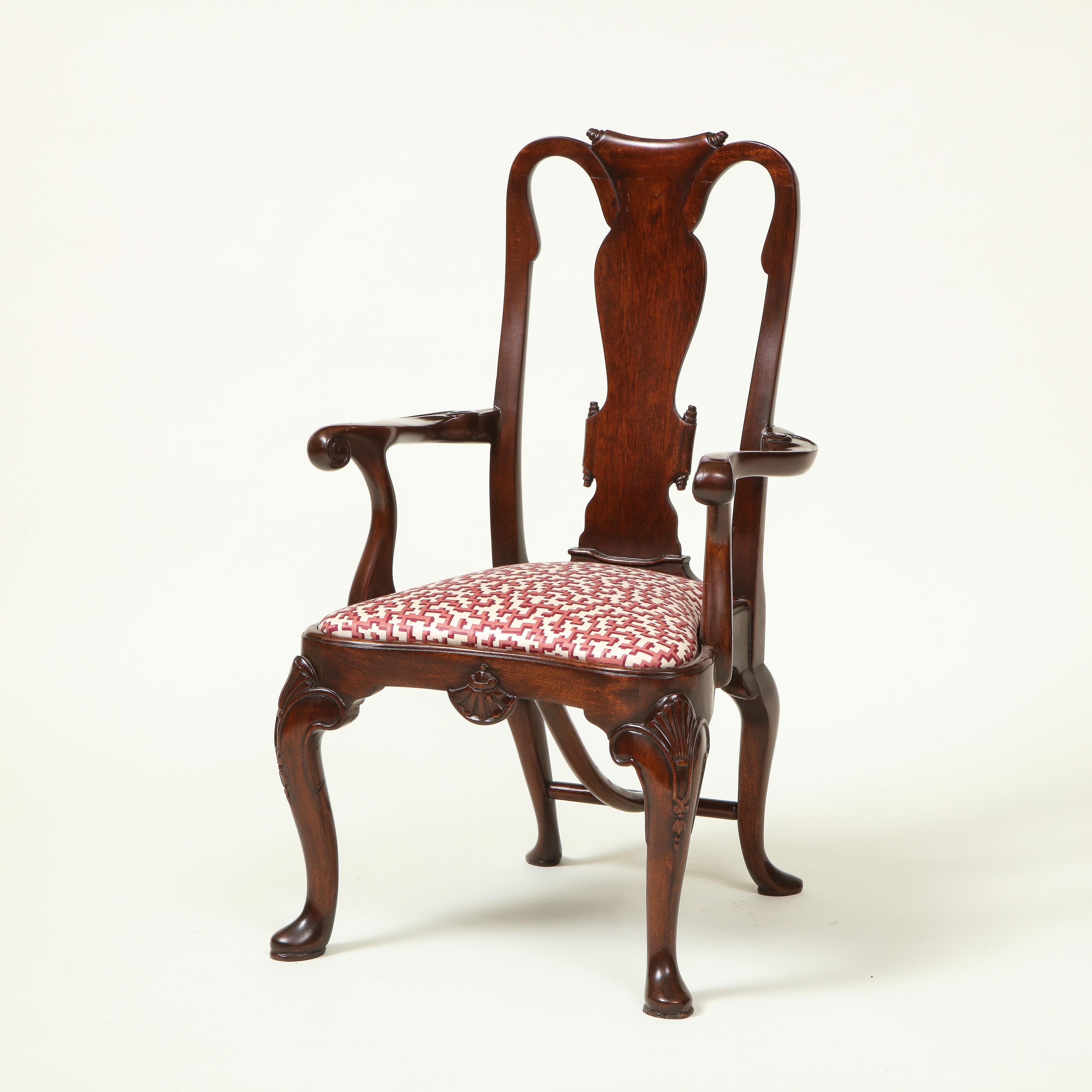 20th Century Queen Anne Style Mahogany Child's Chair For Sale