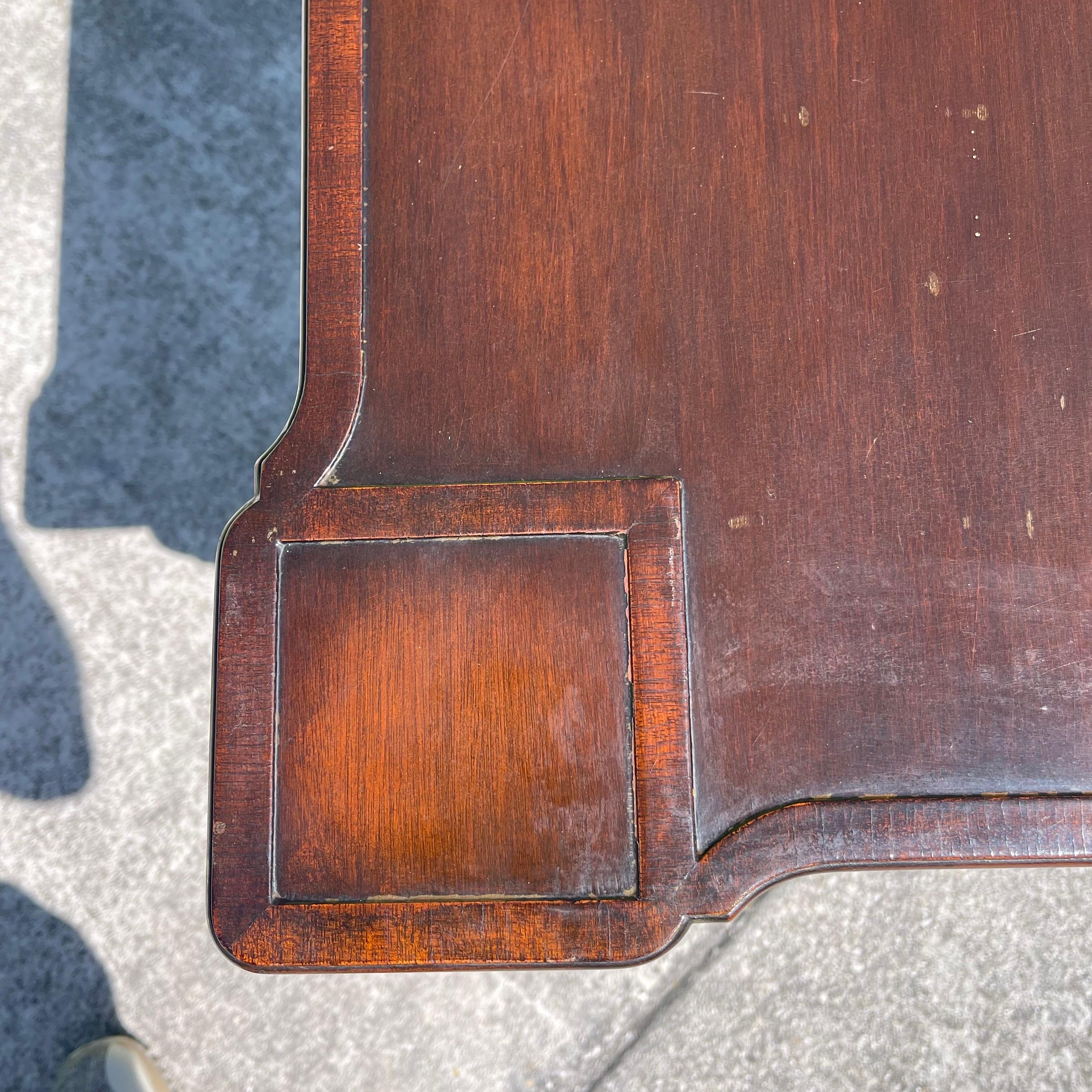 Queen Anne Style Mahogany Flip Top Folding Card Game Table For Sale 2