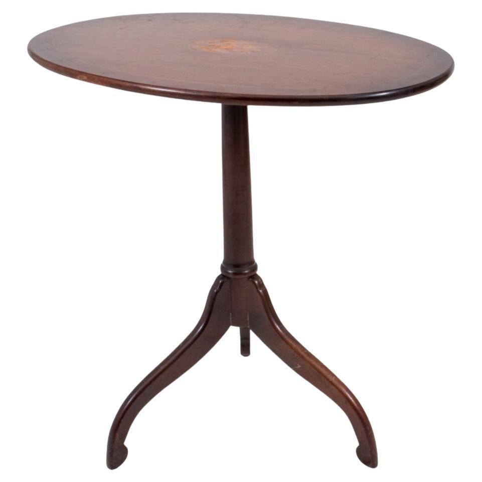 Queen Anne Style Mahogany Tilt-Top Tripod Table