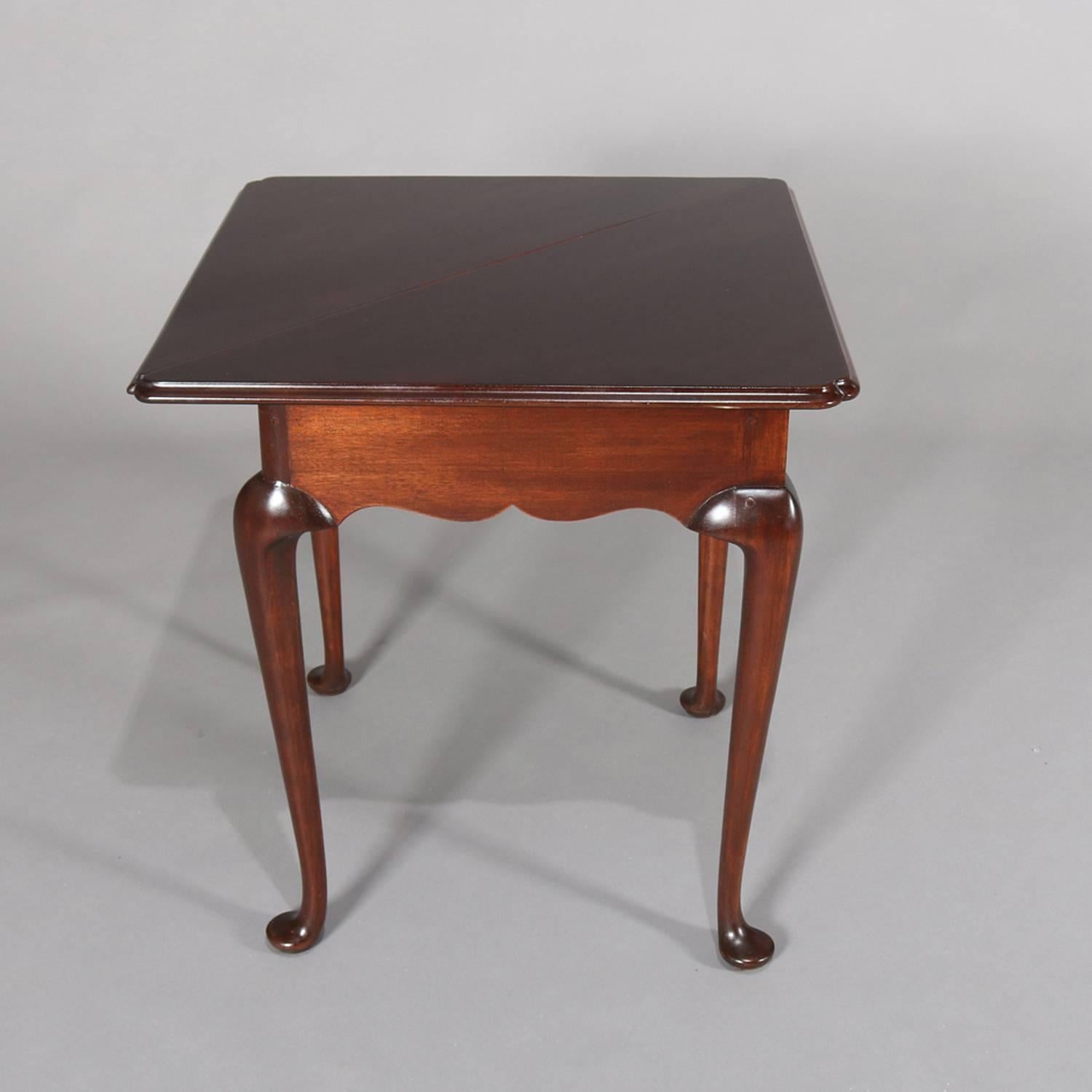 Queen Anne Style Mahogany Williamsburg Colonial Napkin Table by Kittinger 6