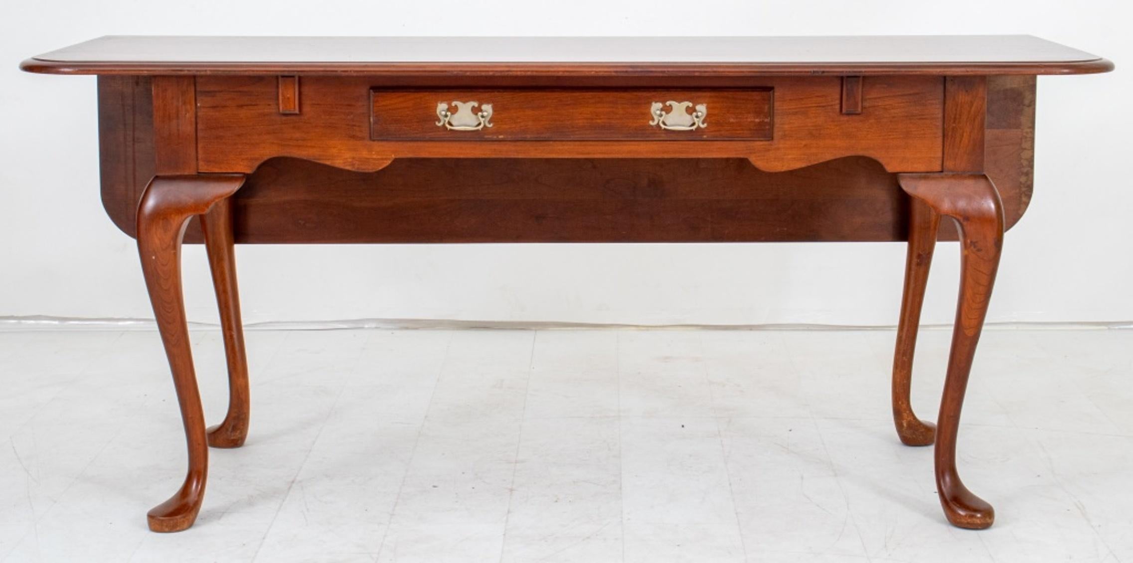 Queen Anne Style Metamorphic Table Desk In Good Condition For Sale In New York, NY