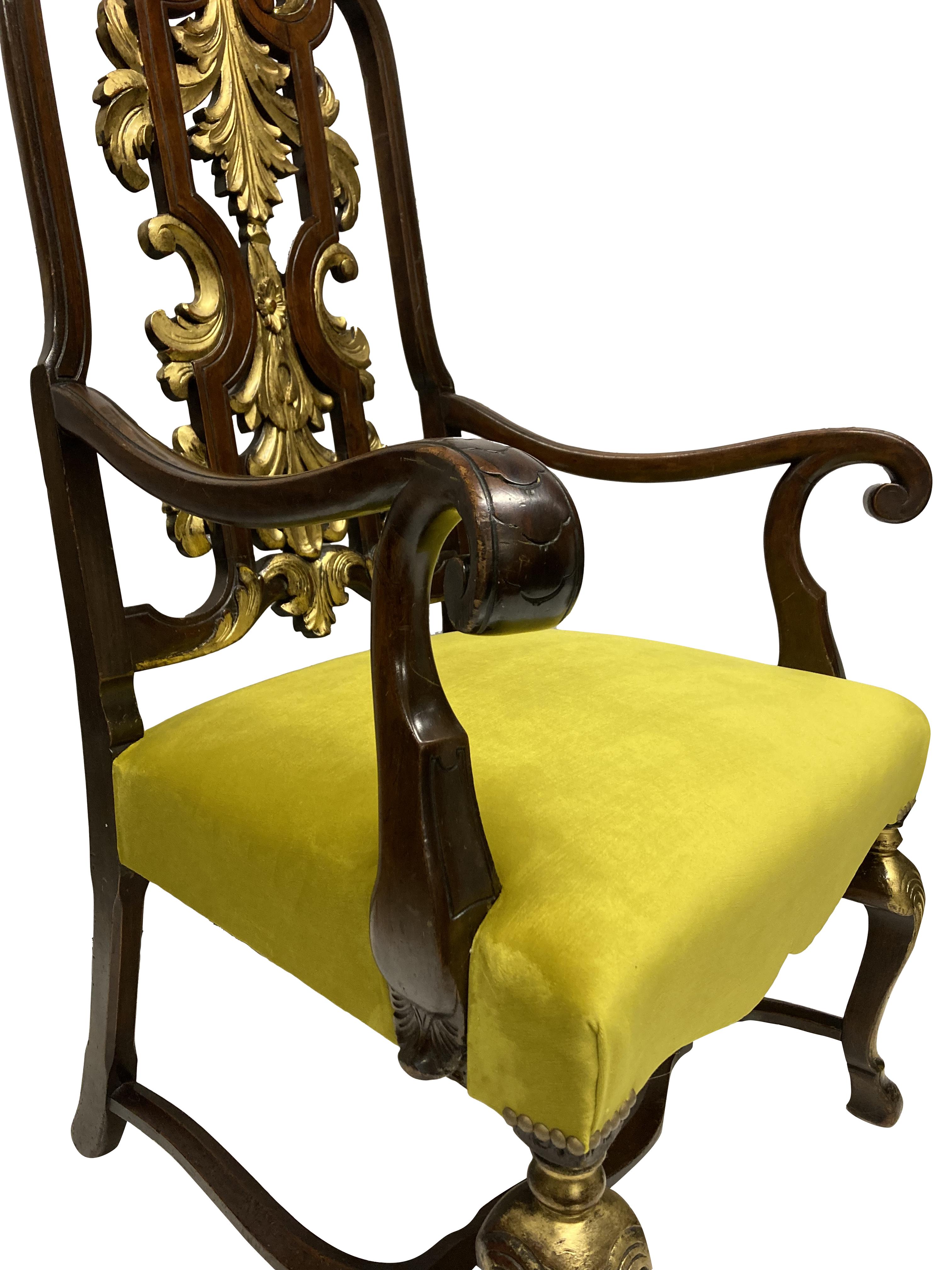 Queen Anne Style Parcel Gilt Armchair In Good Condition For Sale In London, GB