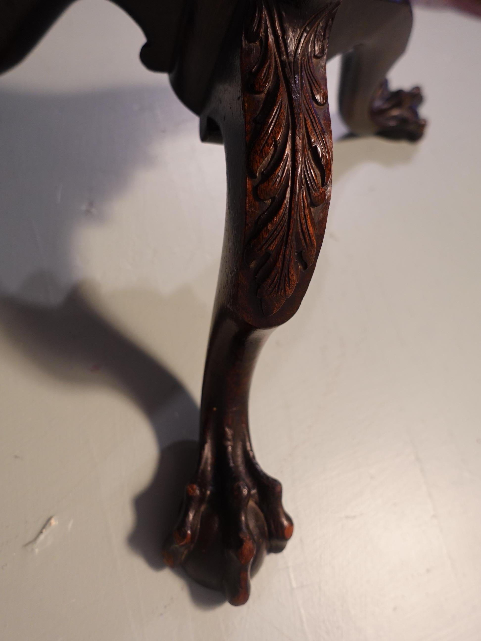 18th Century Chippendale Claw and Ball Foot Candle Stand For Sale 4
