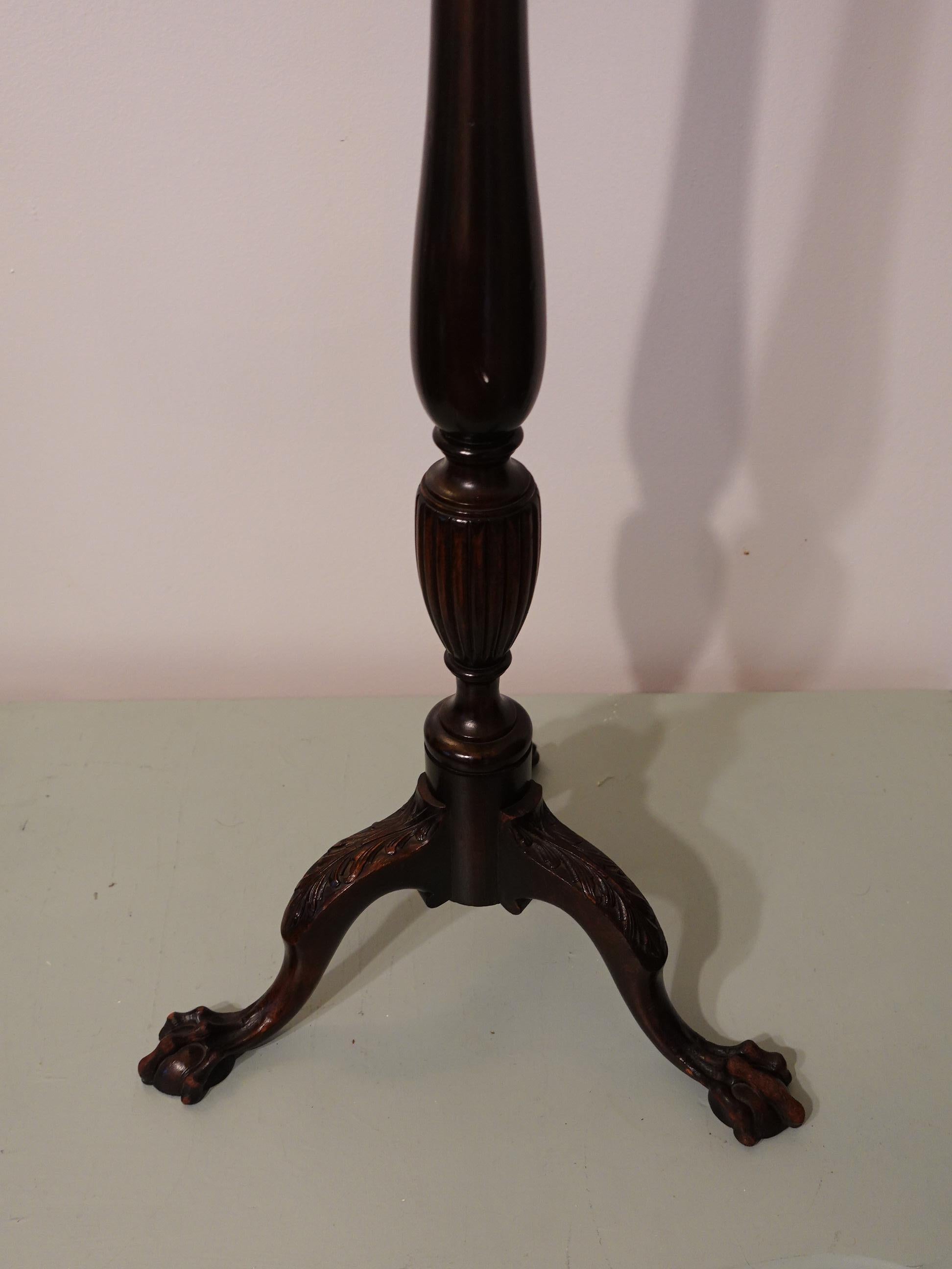 Hand-Carved 18th Century Chippendale Claw and Ball Foot Candle Stand For Sale