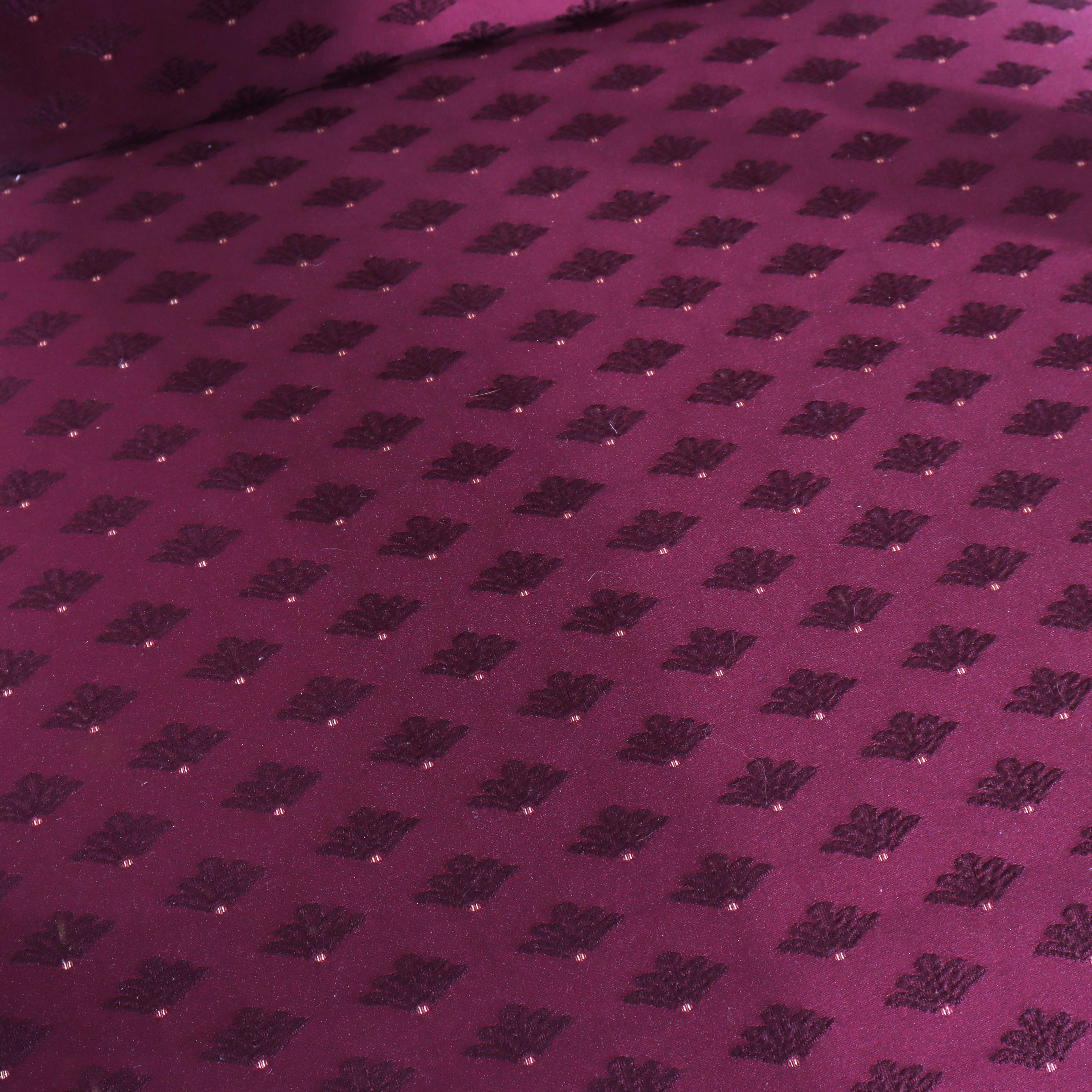 Sillón de caballero tapizado estilo Queen Anne S. XX en venta 1