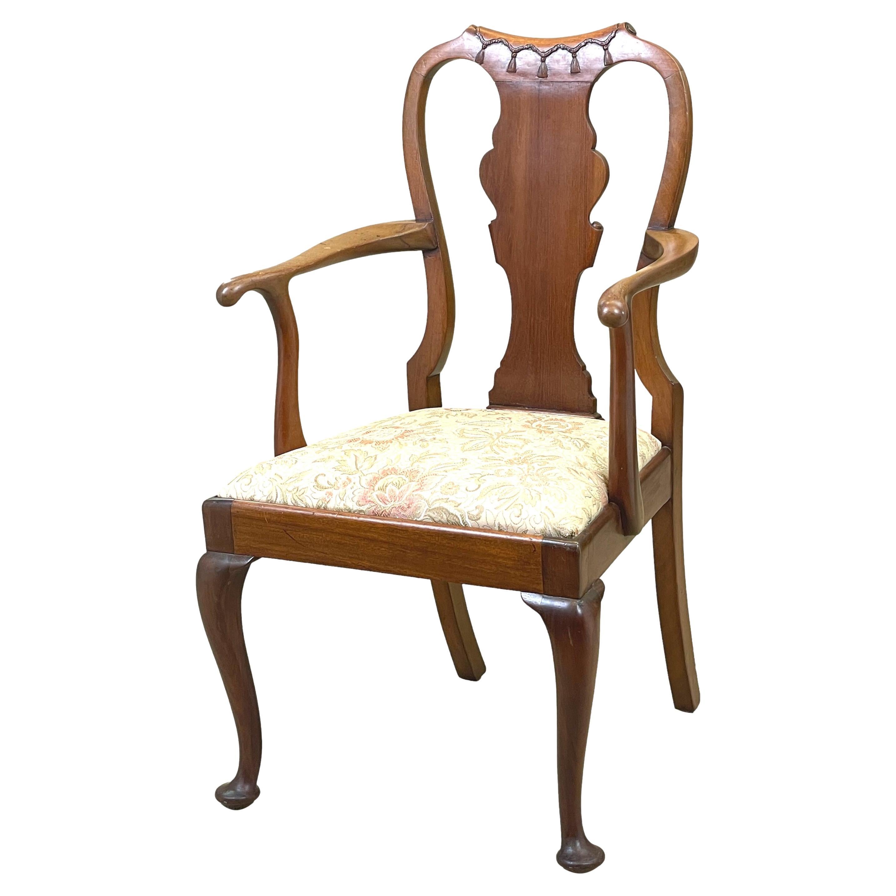 Queen Anne Style Walnut Childs Chair For Sale