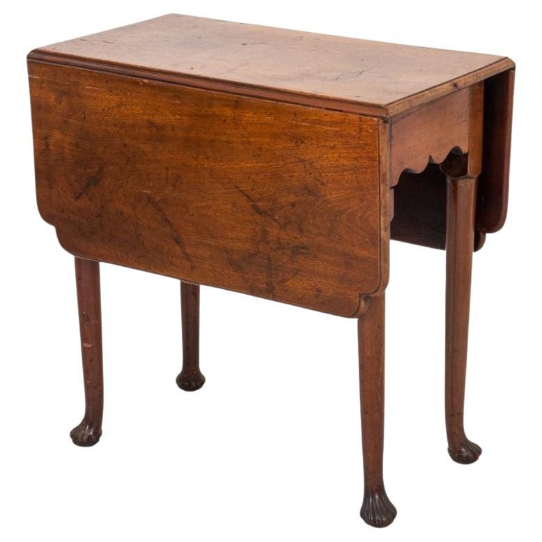 Queen Anne Style Walnut Drop Leaf Side Table For Sale