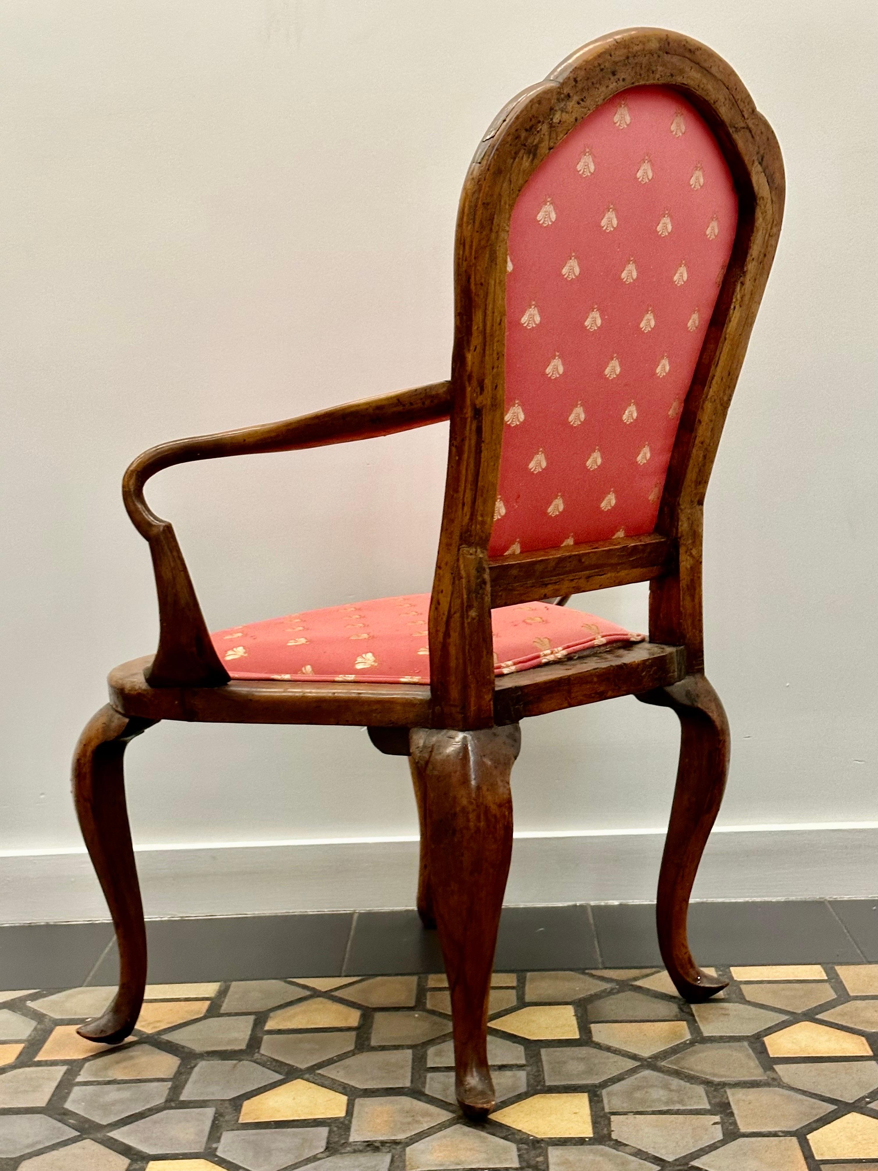 Late 18th Century Queen Anne Walnut Armchair For Sale