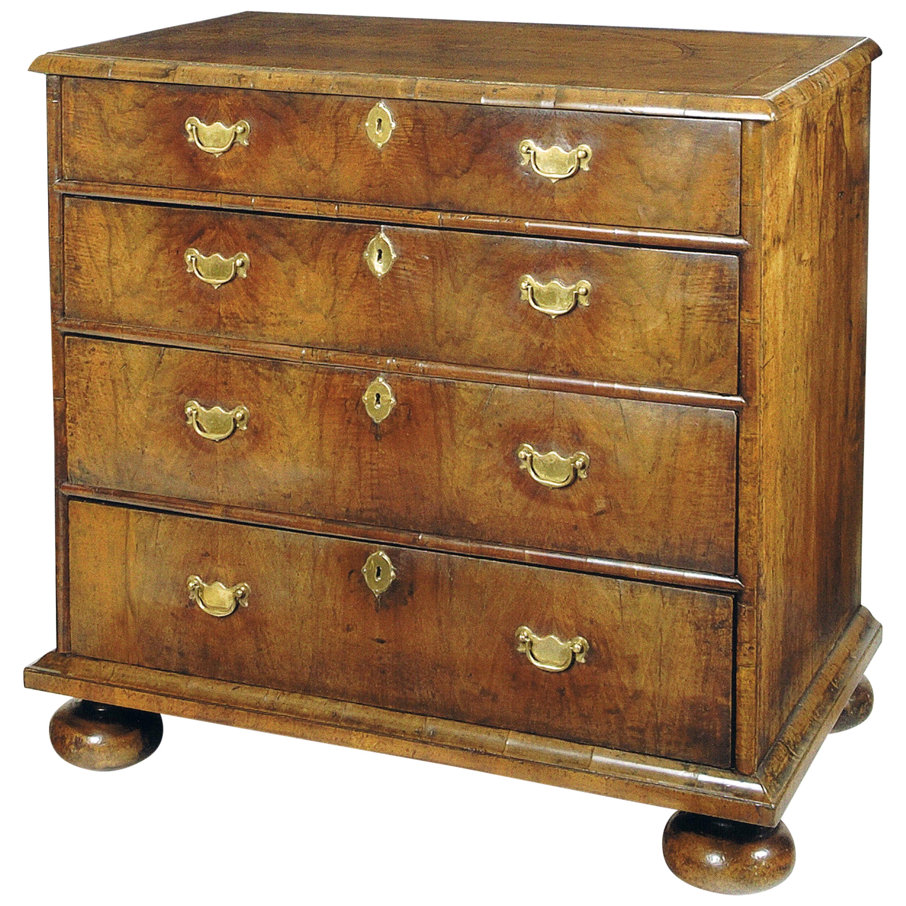 Early 18th Century Antique English Queen Anne Walnut Chest of Drawers For Sale