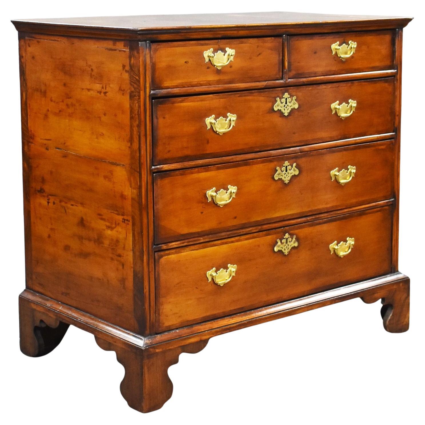Queen Anne Walnut Chest of Drawers For Sale