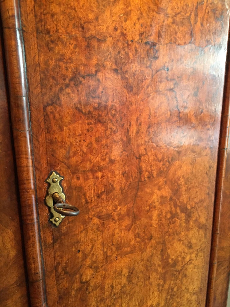 18th Century Antique Walnut Longcase Clock by Jonathan Lowndes of