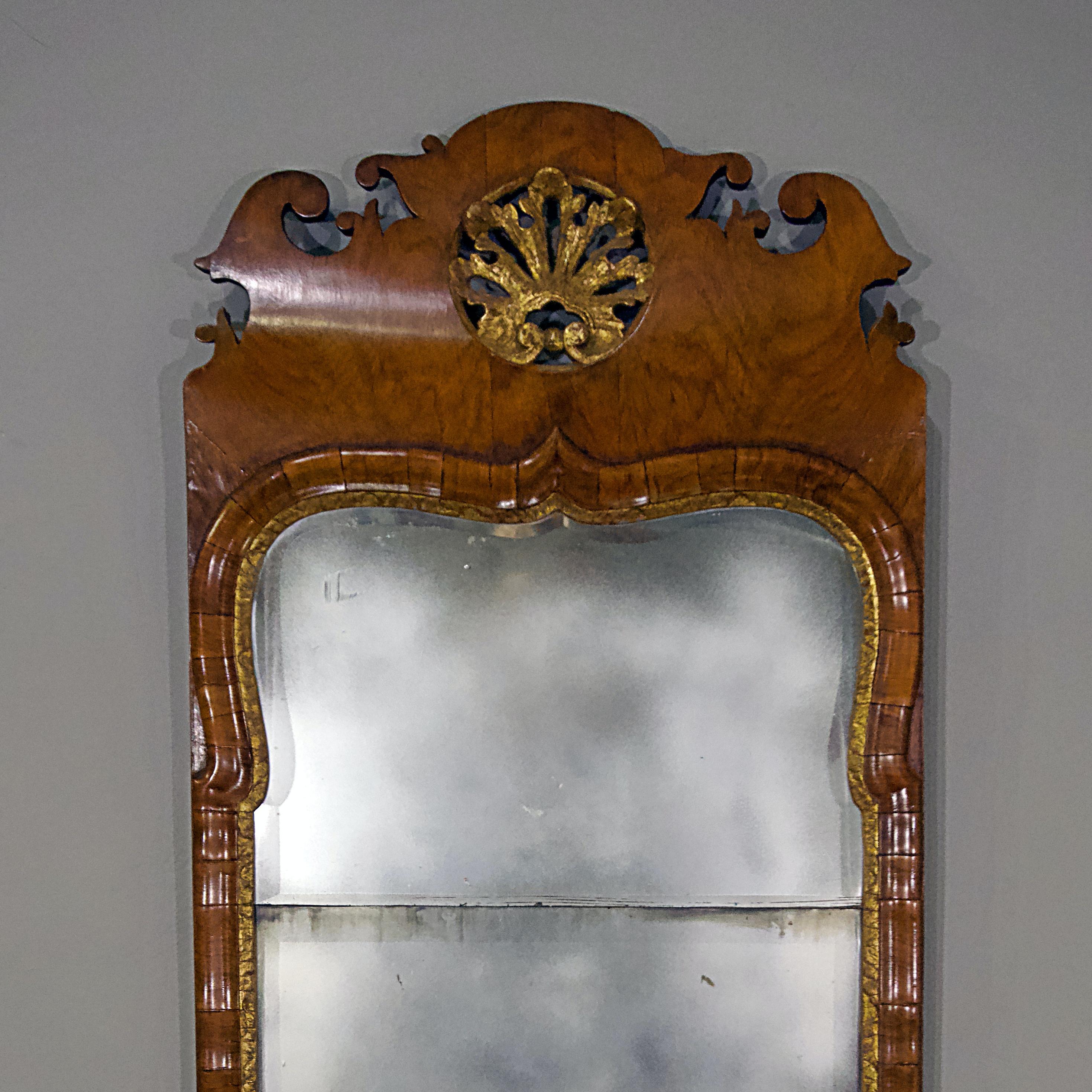 Queen Anne Walnut Parcel Gilt Mirror In Good Condition In Huntington, NY