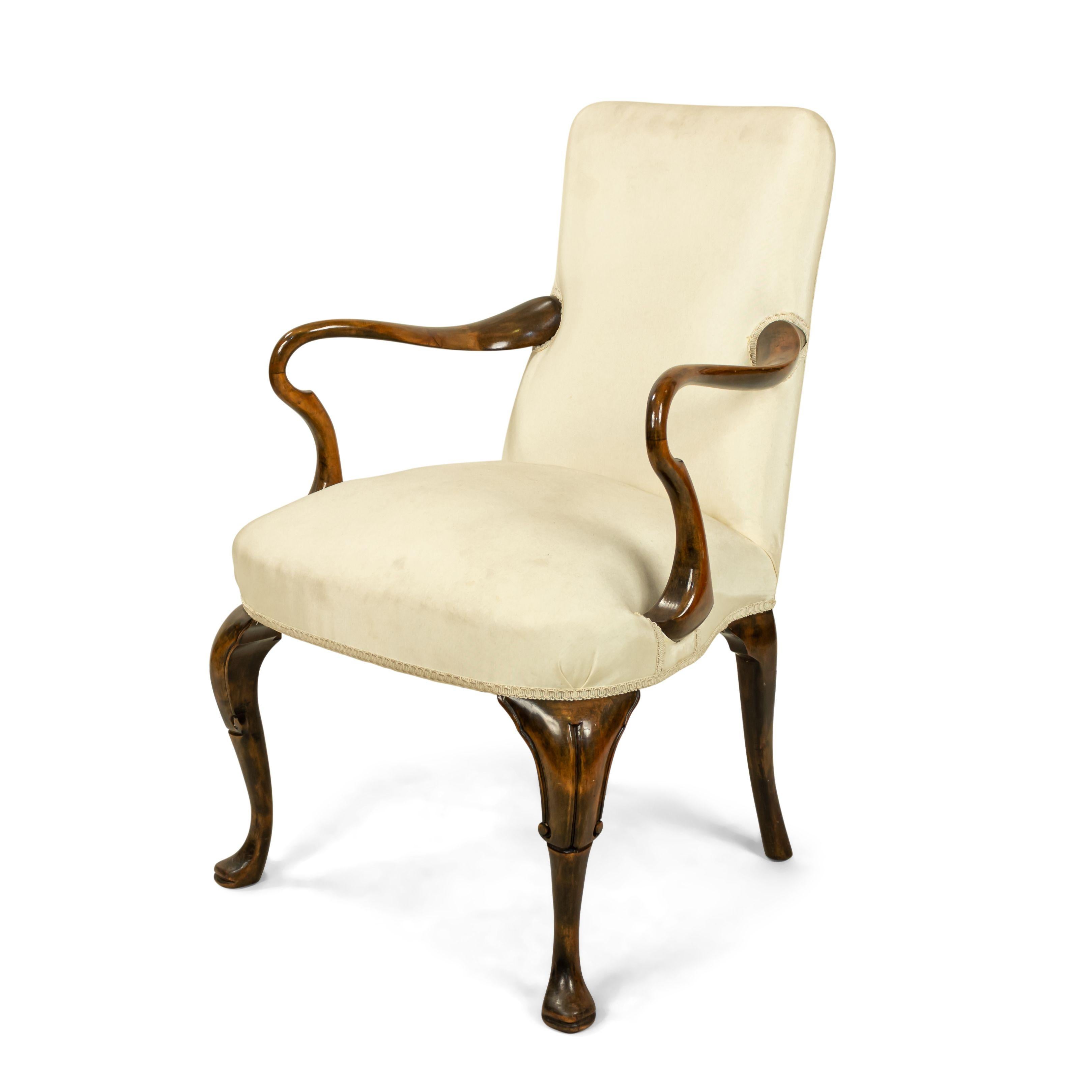 Queen Anne White Upholstered Walnut Armchair In Good Condition For Sale In New York, NY