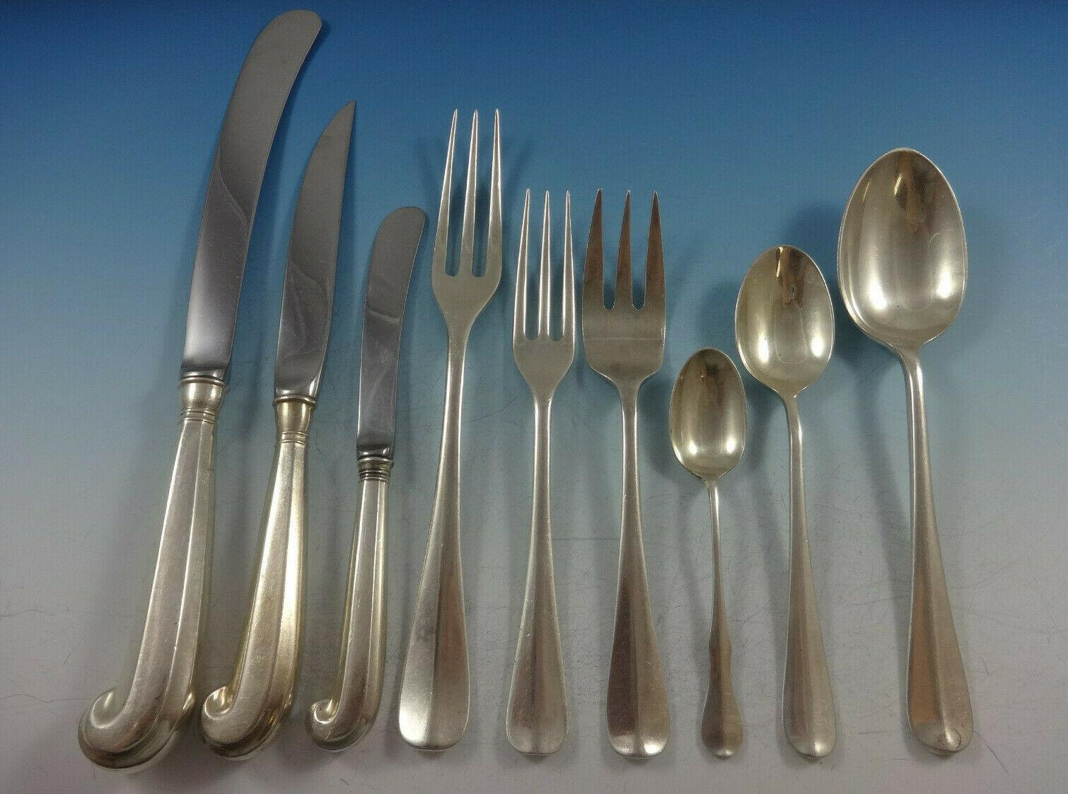 Queen Anne Williamsburg by Stieff Sterling Silver Dinner 12 Flatware Set 110 Pc In Excellent Condition In Big Bend, WI
