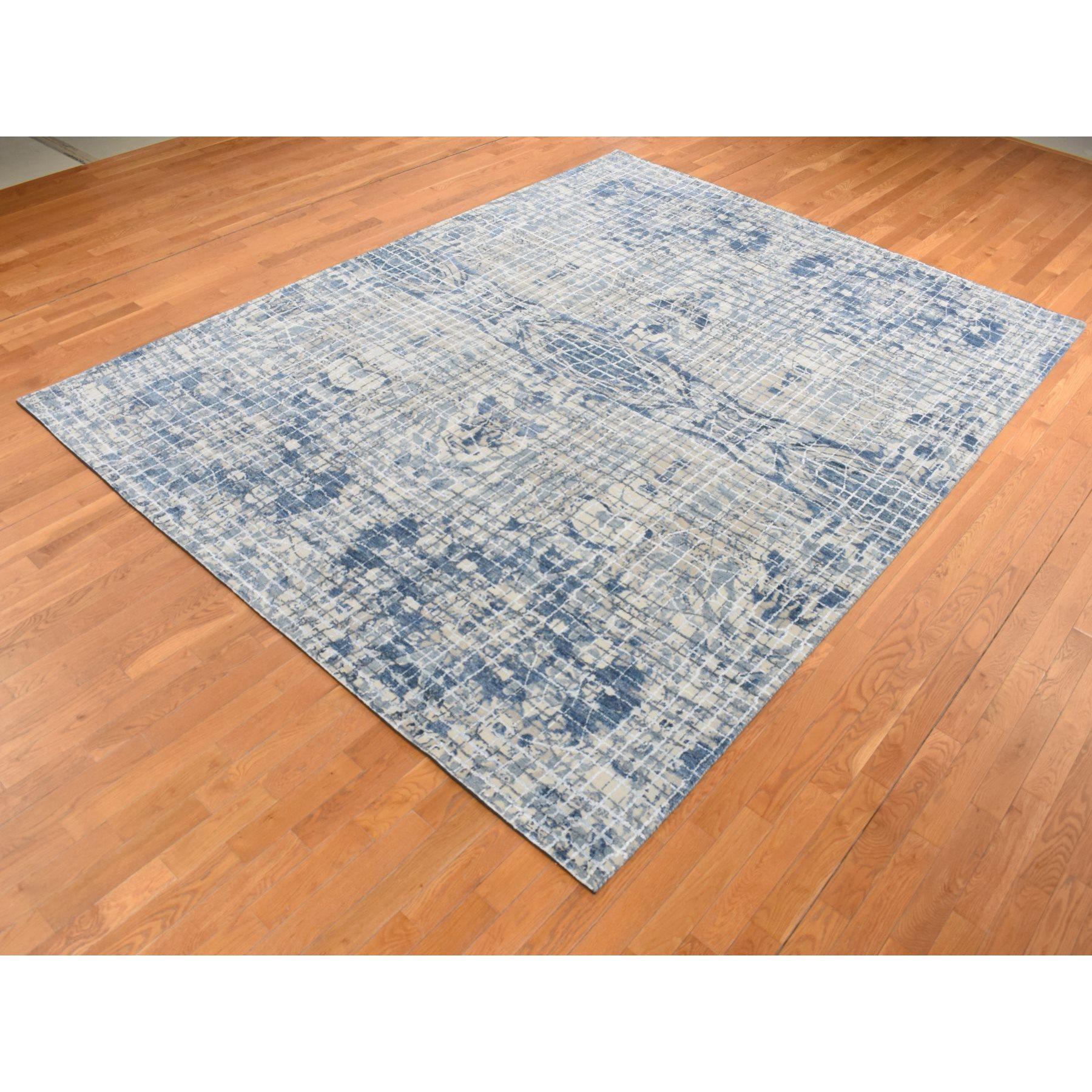 Queen Blue Fence Verdunkeltes Design Seide-Texturierte Wolle Handgeknüpft Orientteppich (Moderne) im Angebot
