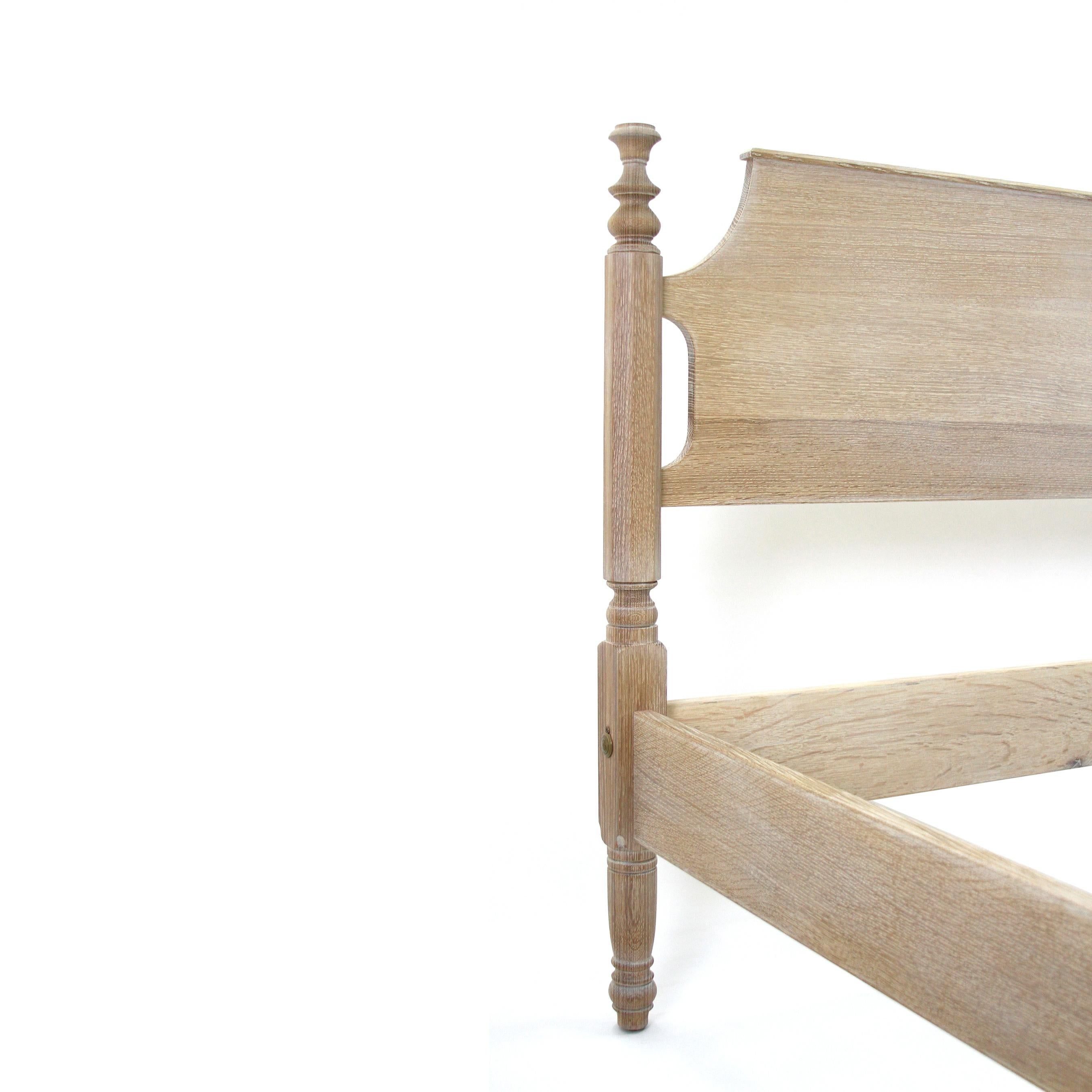 Queen Ebony Stained Oak Four Poster 