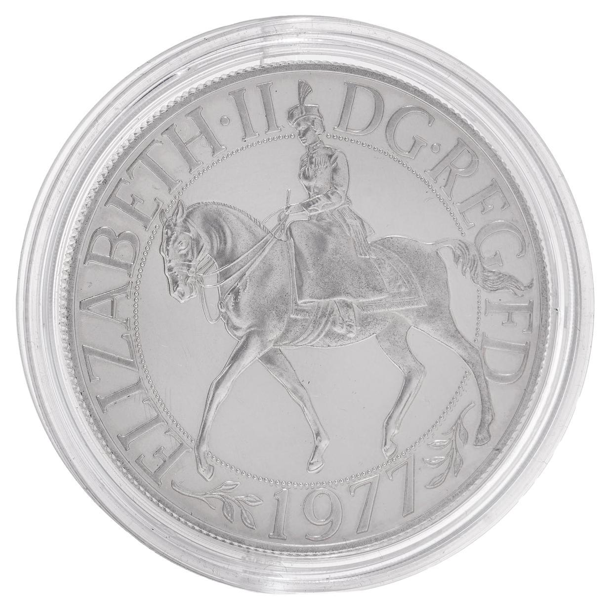 Königin Elisabeth II. 1977 Krone Silberne Jubiläumsmünze  im Angebot