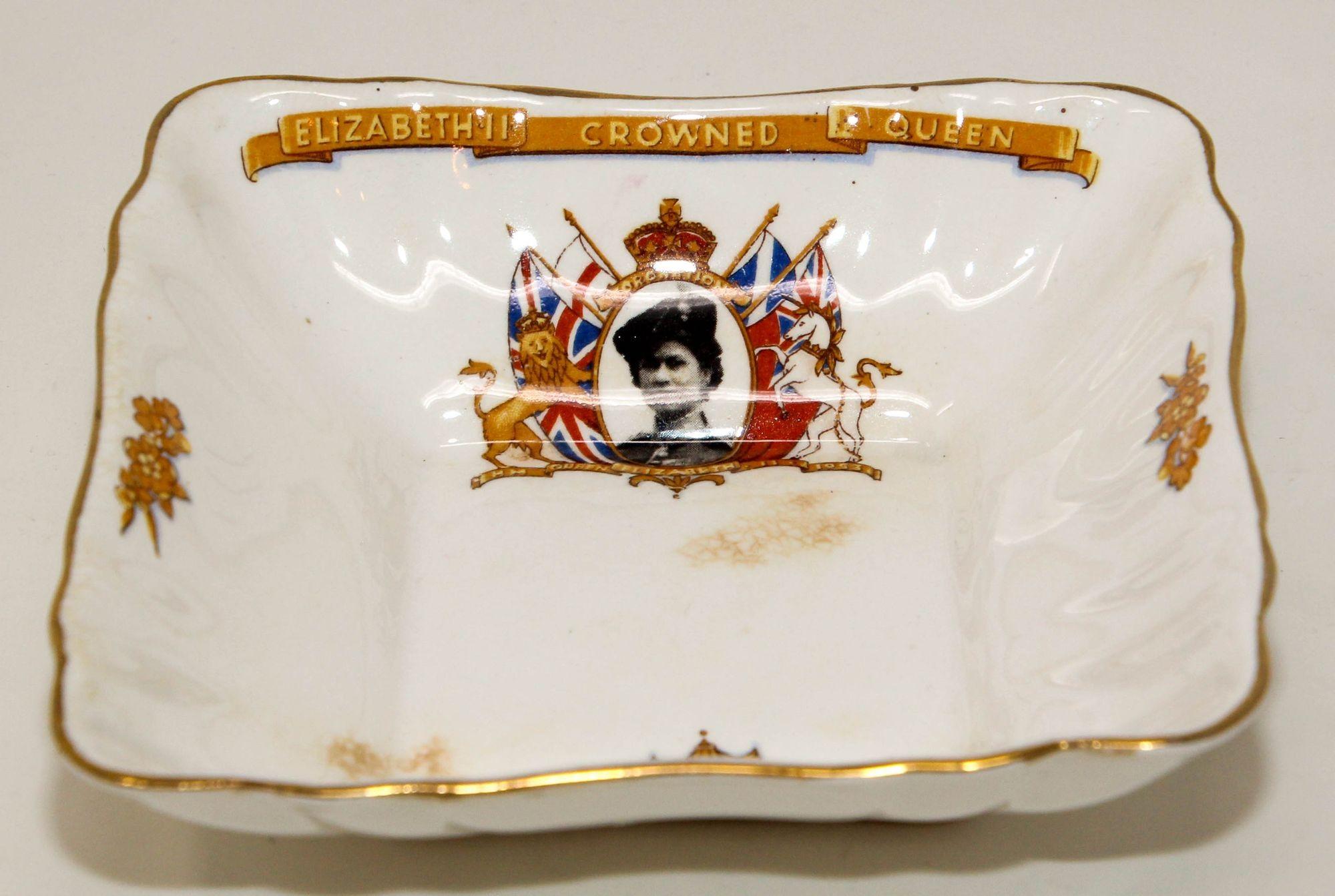 Victorian Queen Elizabeth II Coronation British Collector Porcelain Bowl England 1953