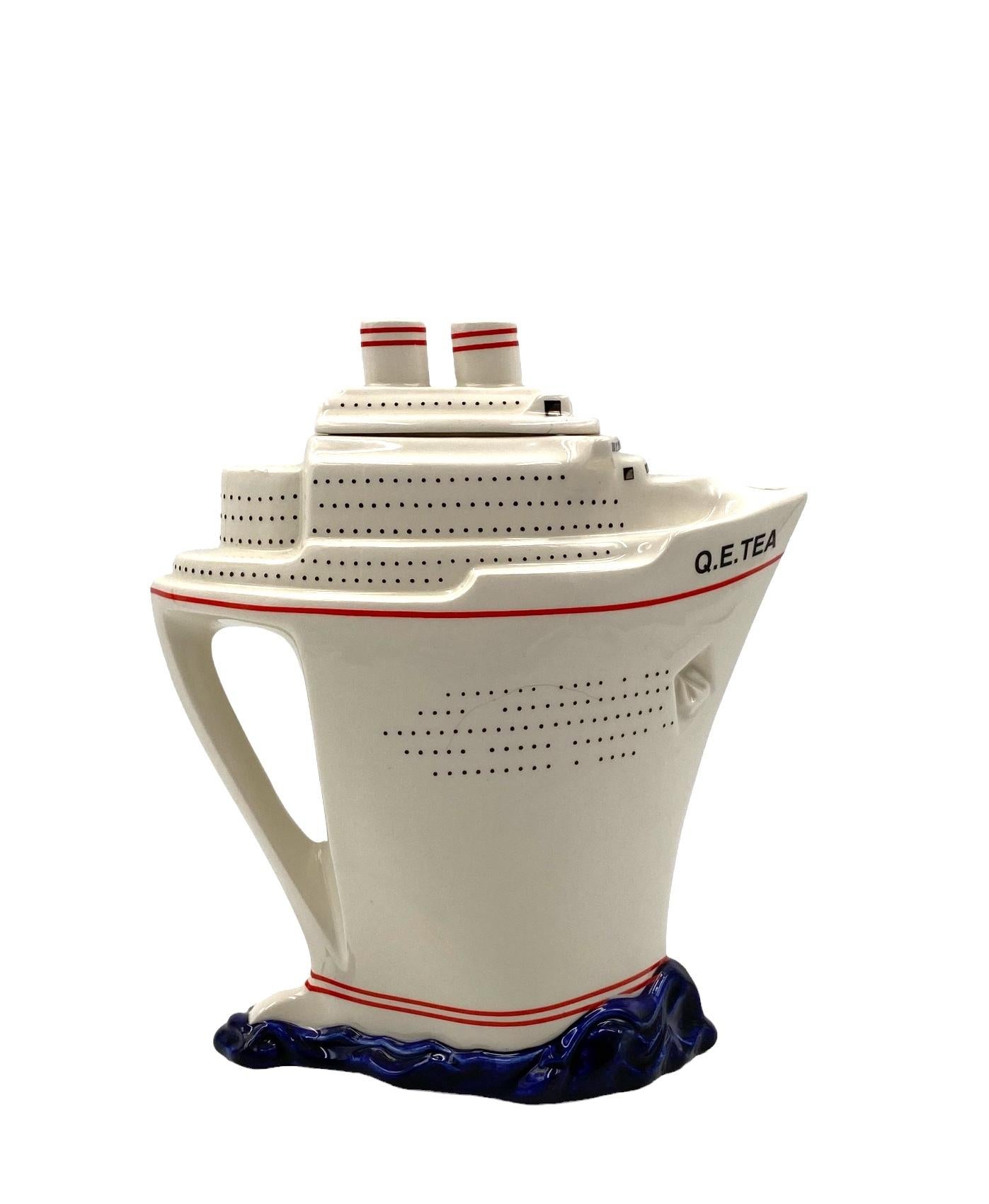 Queen Elizabeth II Cruise Ship Teapot, Paul Cardew, UK, 2000s For Sale 9