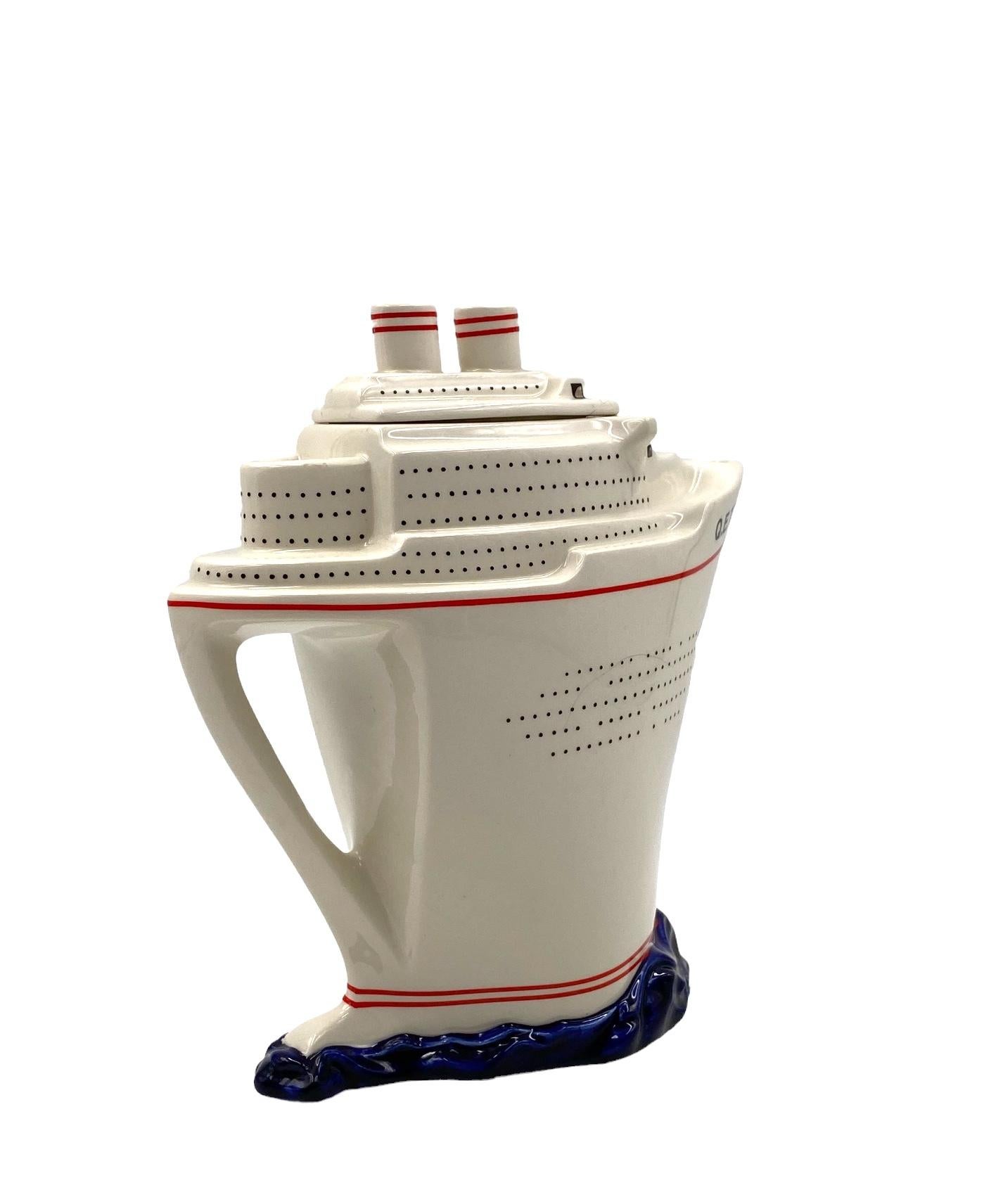 Queen Elizabeth II Cruise Ship Teapot, Paul Cardew, UK, 2000s For Sale 10
