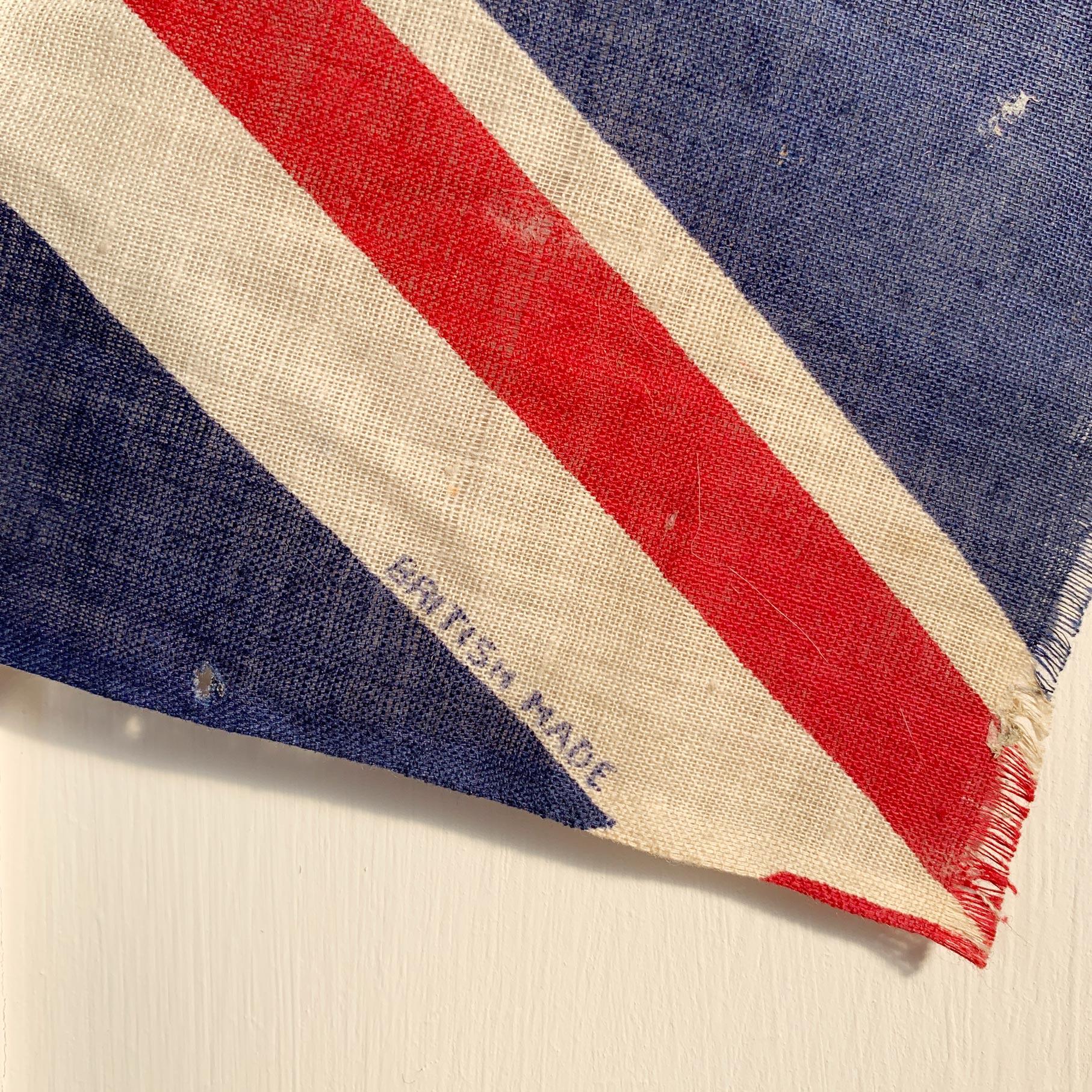 Queen Elizabeth ii Flagge Union Jack Order of the Garter Honi Soit Mal Y Pense (Englisch) im Angebot