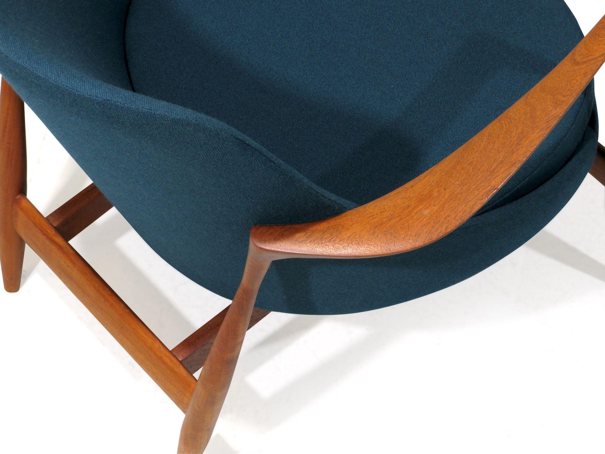 [Queen] Elizabeth Lounge Chairs by IB Kofod Larsen U56 1