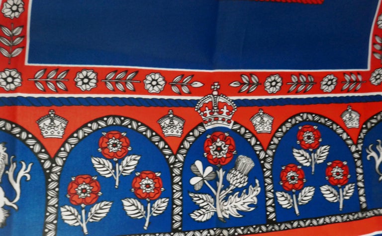 All Hail The Queen Scarf 6836 main image 1