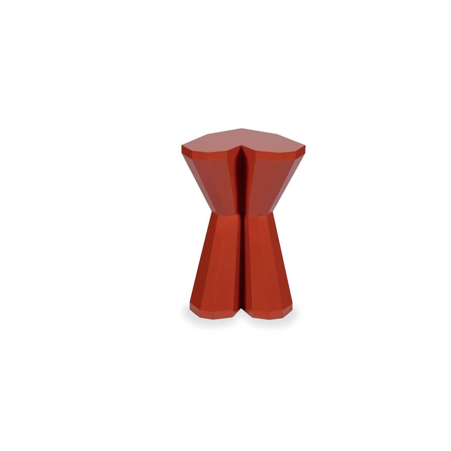 Portugais Table moyenne « Queen Heart » de Royal Stranger en vente