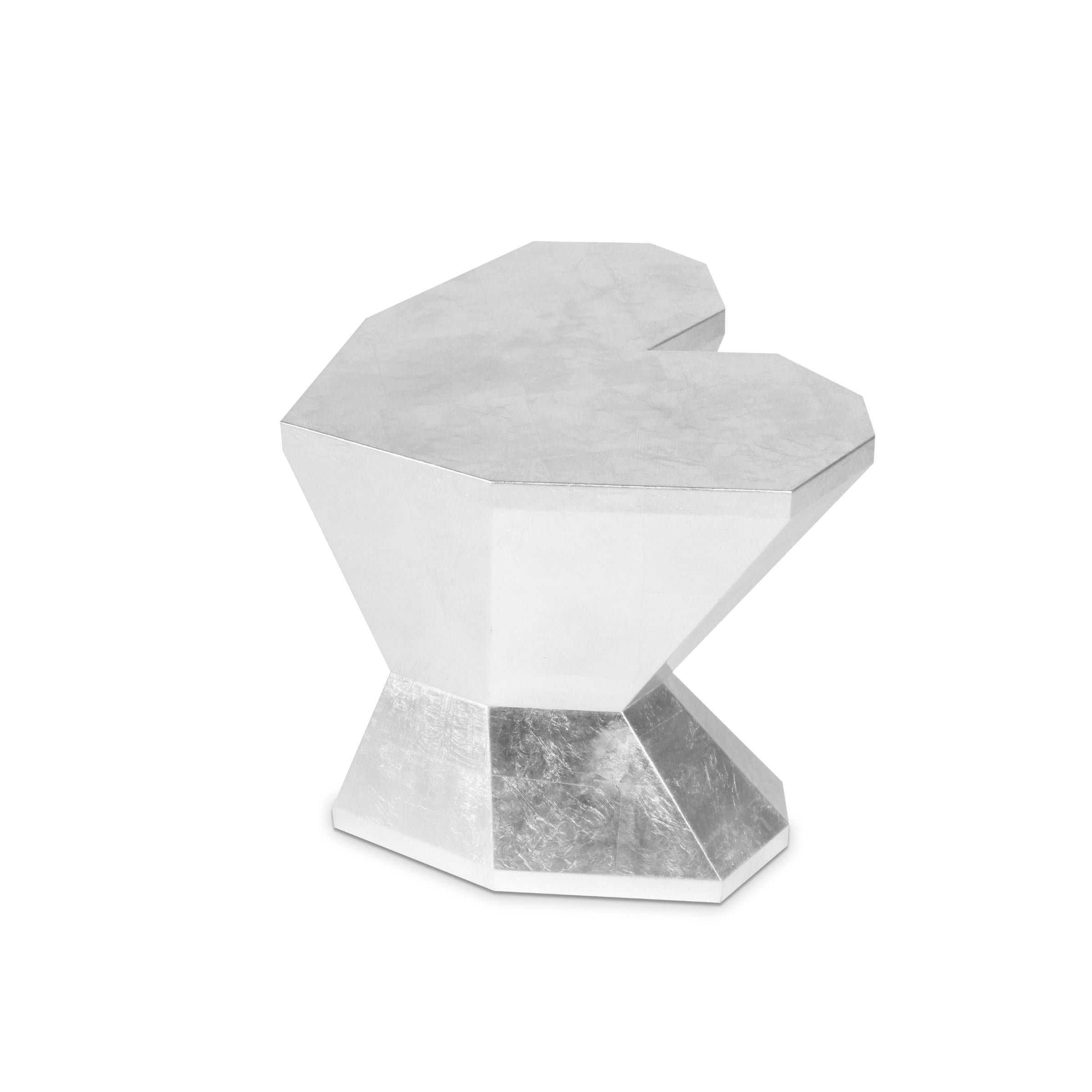 Bois Petite table Queen Heart en vente