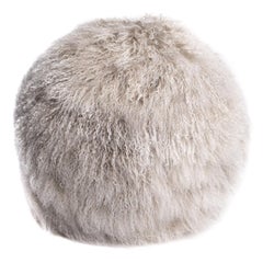 Ottomana Hudson 18 "Ø in Agnello Tibetano Grigio Argento di Moses Nadel