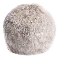 Pouf Hudson 18 "Ø en agneau tibétain gris Silver par Moses Nadel