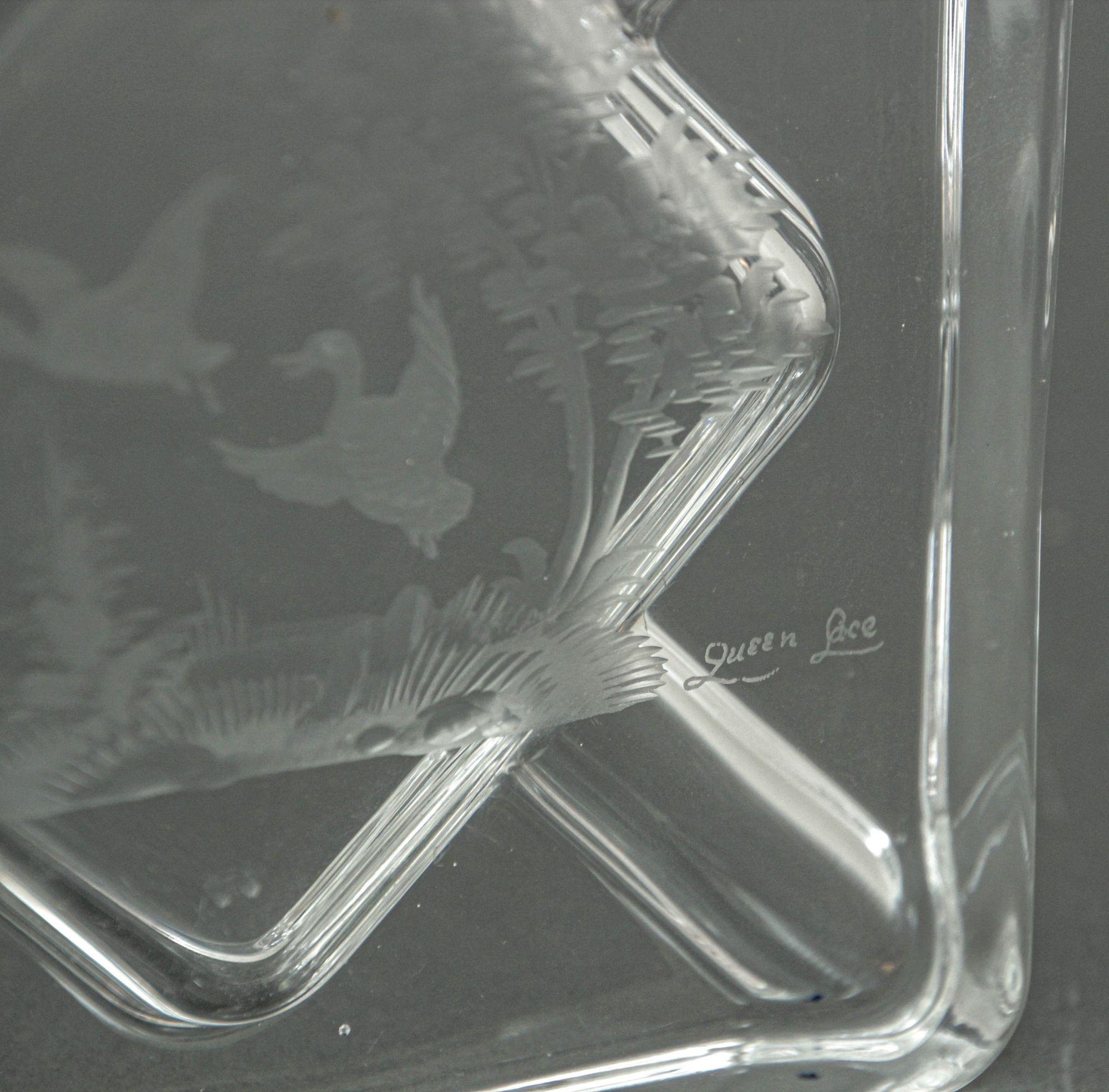 Queen Lace Crystal Glass Ashtray Dish Catchall Etched with Flying Geese 1970 For Sale 4