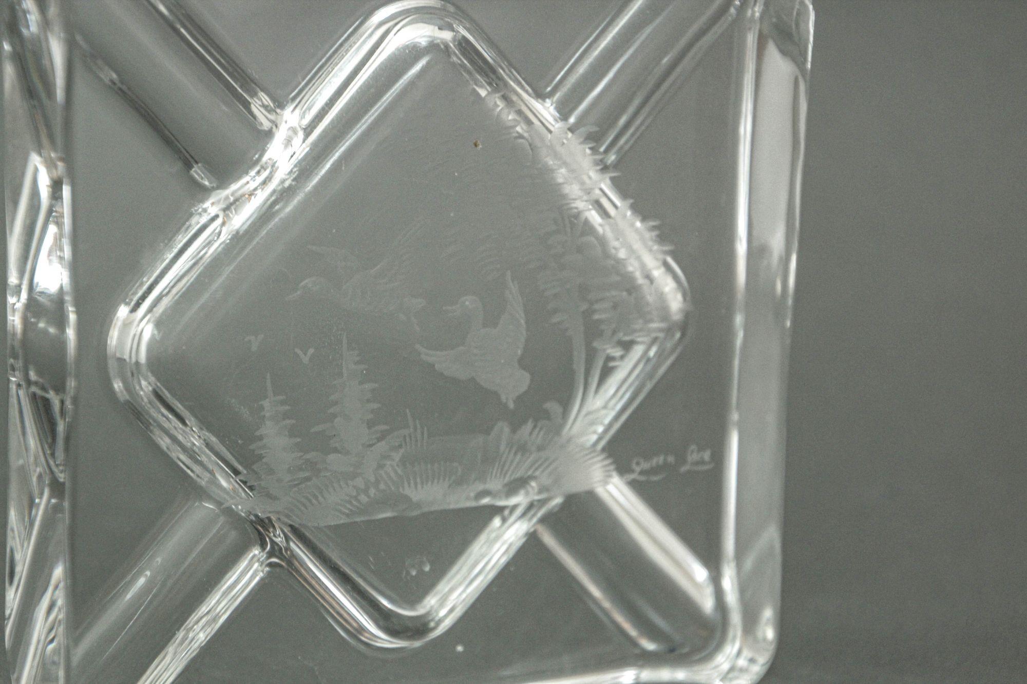 Queen Lace Crystal Glass Ashtray Dish Catchall Etched with Flying Geese 1970 For Sale 6