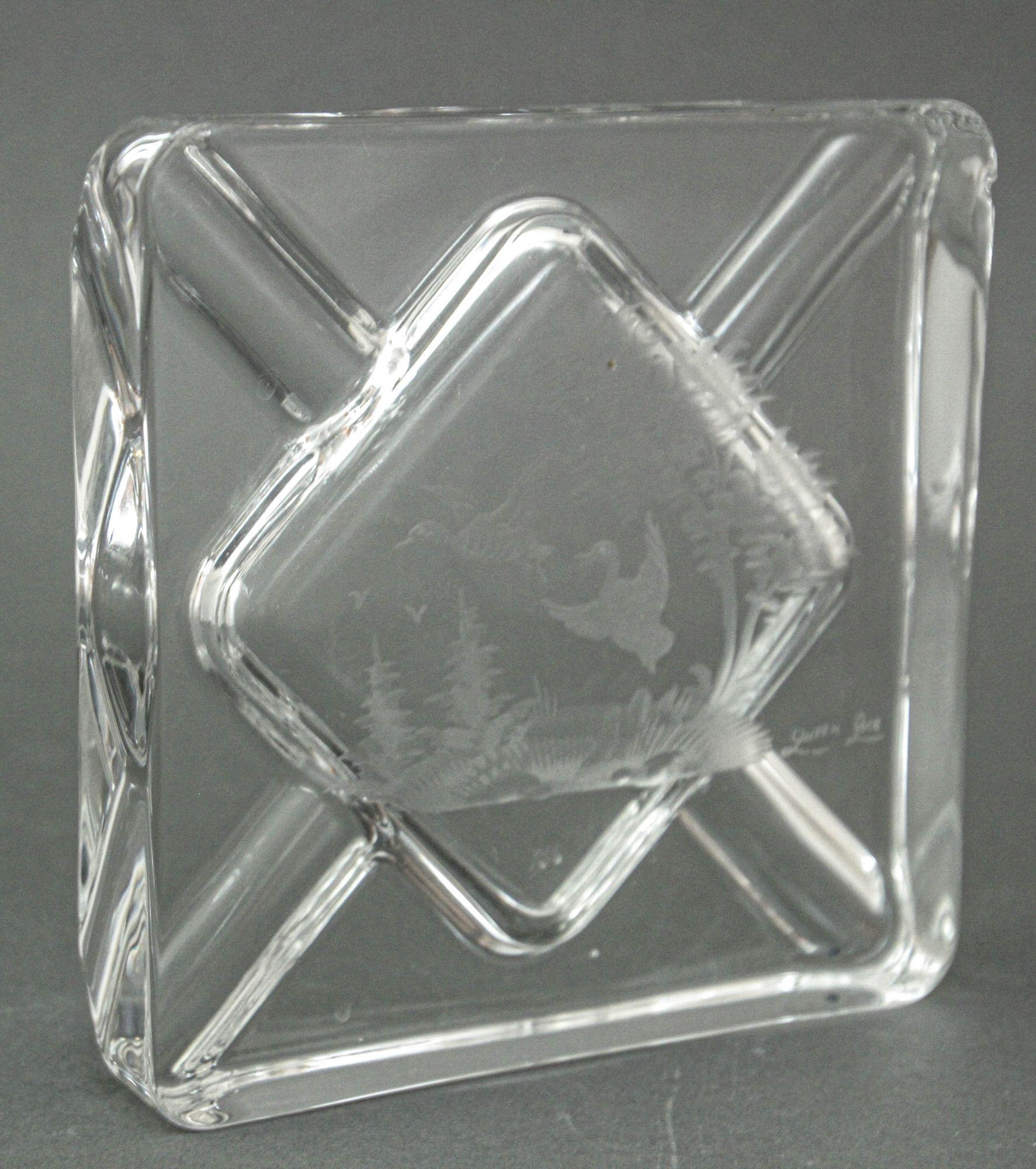 Queen Lace Crystal Glass Ashtray Dish Catchall Etched with Flying Geese 1970 For Sale 2