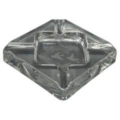 Cenicero de cristal de encaje Reina Plato Catchall Grabado con gansos voladores 1970