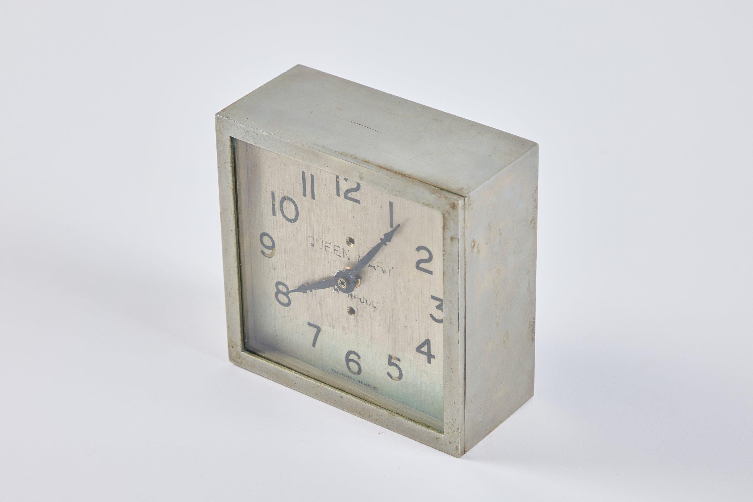 Queen Mary Clock In Excellent Condition For Sale In Studio City, CA