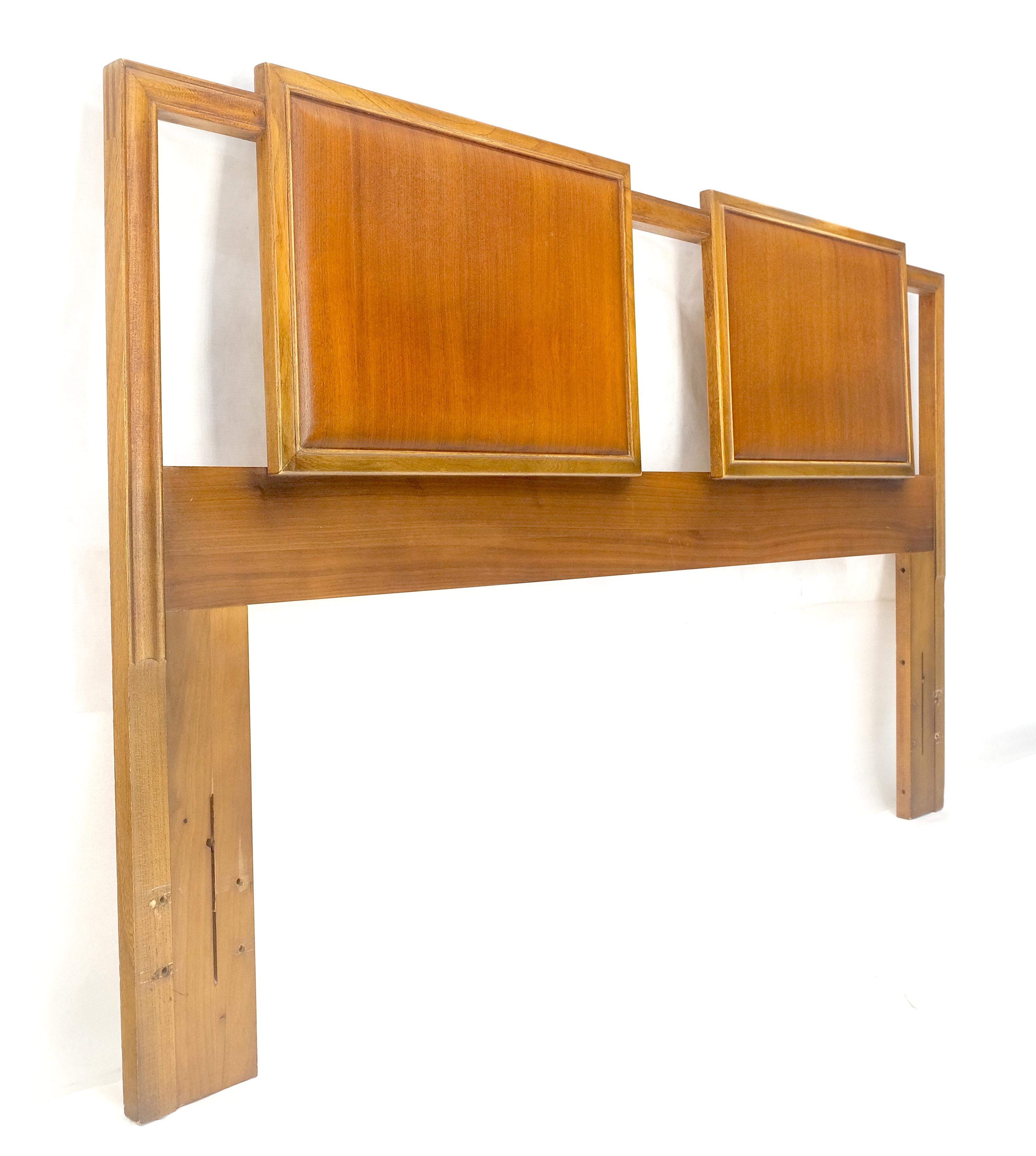 Queen oder Full Size Danish Light American Walnut Kopfteil Bett MINT (Walnuss) im Angebot