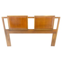 Queen oder Full Size Danish Light American Walnut Kopfteil Bett MINT