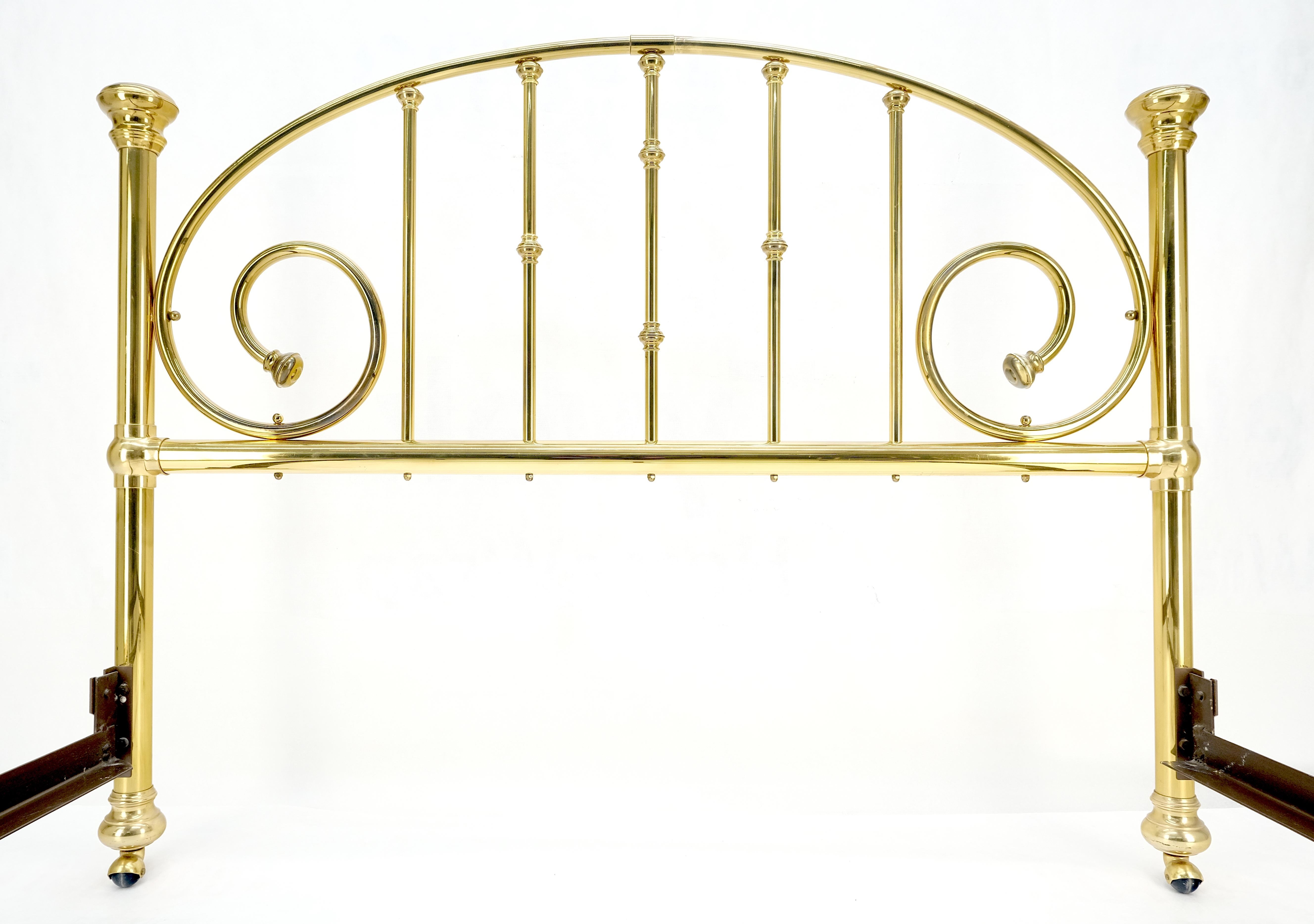 Queen Size Brass Headboard Bed w/ Matching Metal Frame MINT For Sale 6