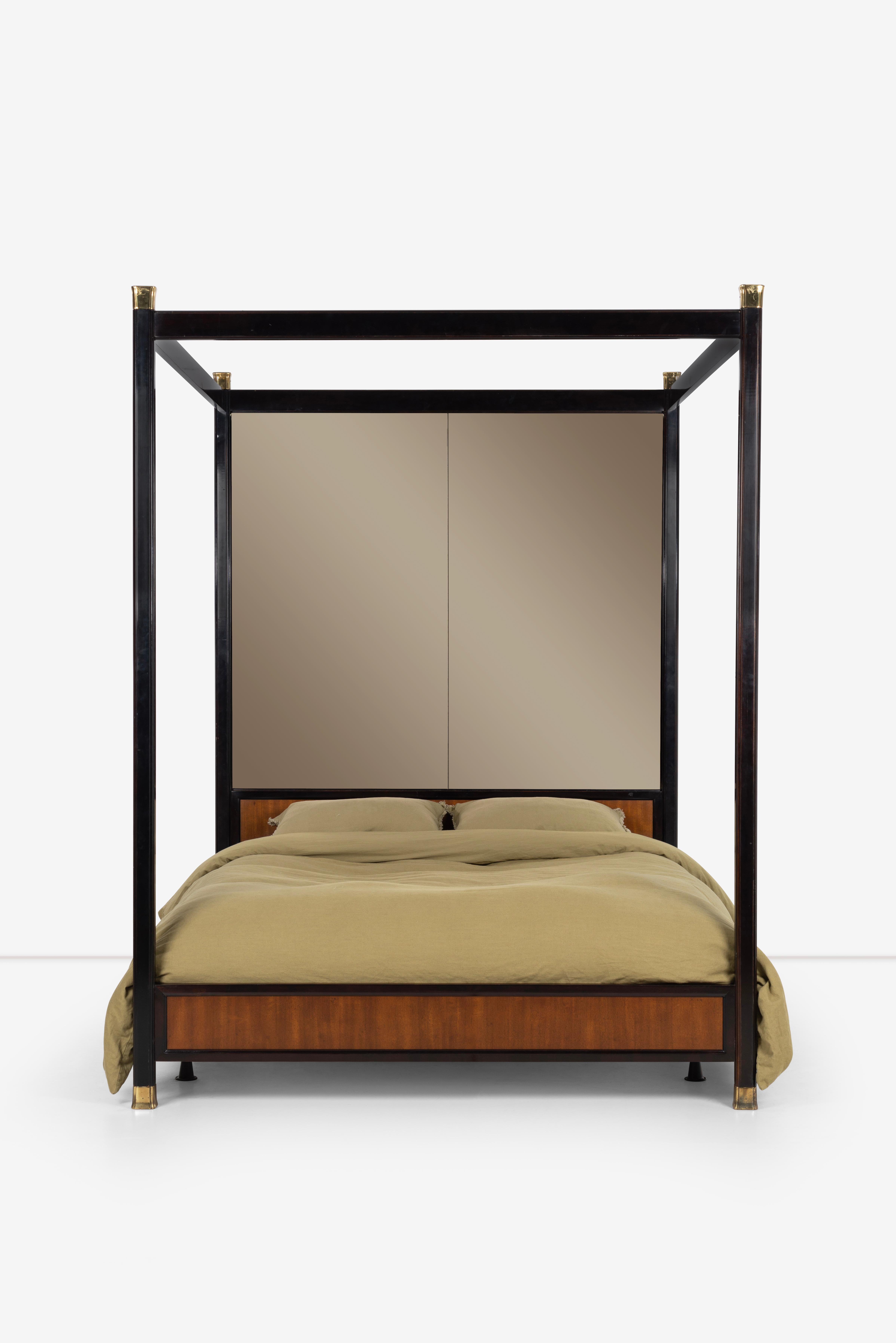 Henredon four 2024 poster bed