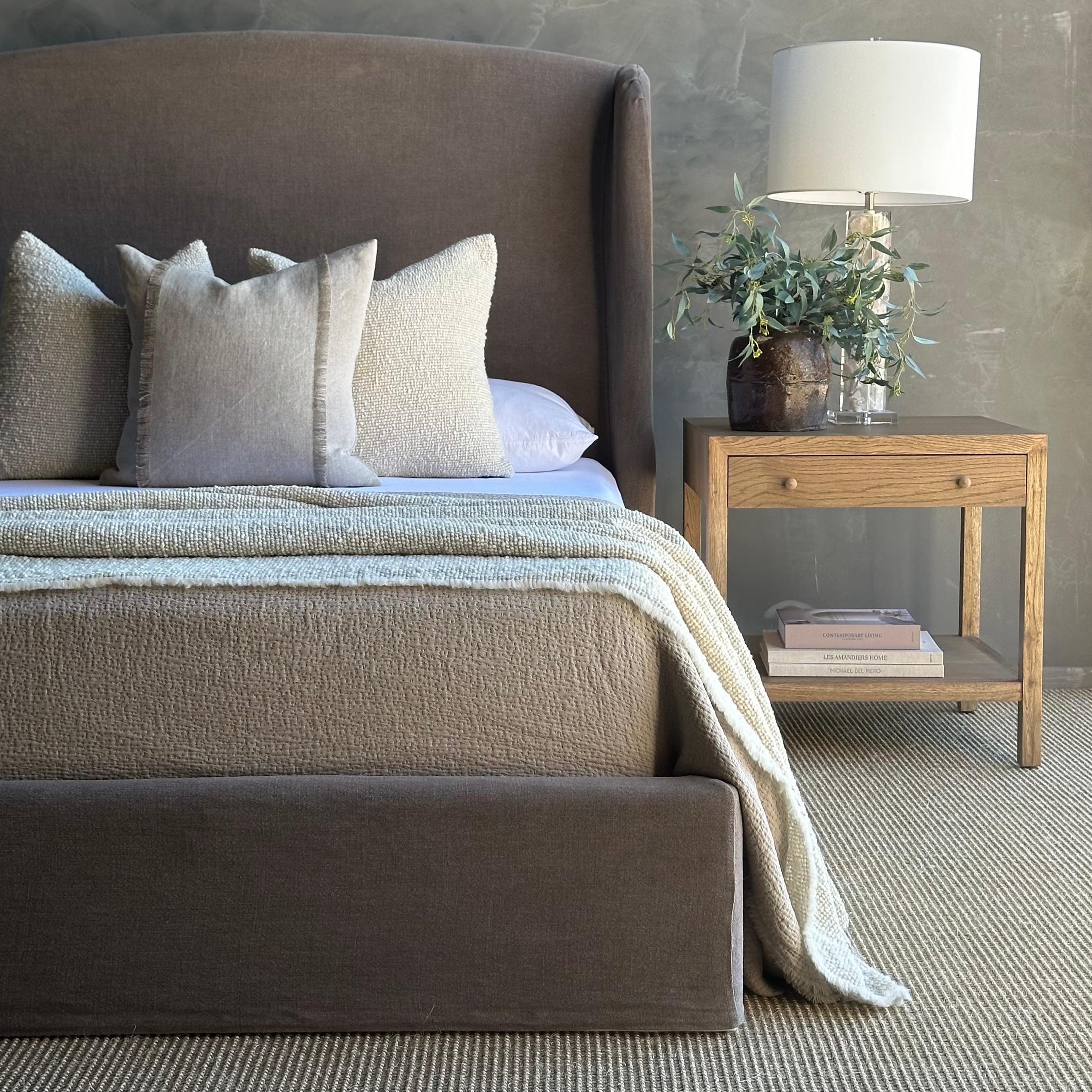 Organic Modern Queen Size Linen Slip Covered Bed For Sale